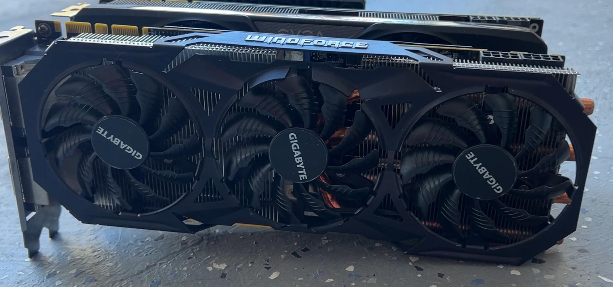 Nvidia GTX 980Ti Gigabyte Windforce (has issue)
