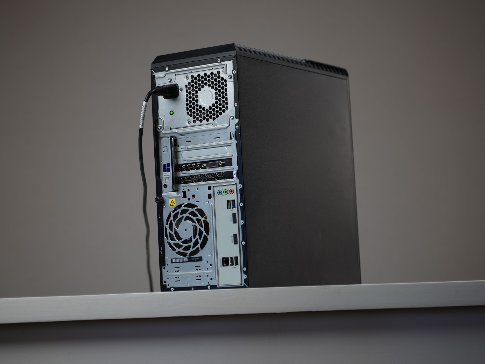 “OMENFORM 00” GTX 960 Intel Core i5 6400 8GB .3TB Windows 11 Gaming PC