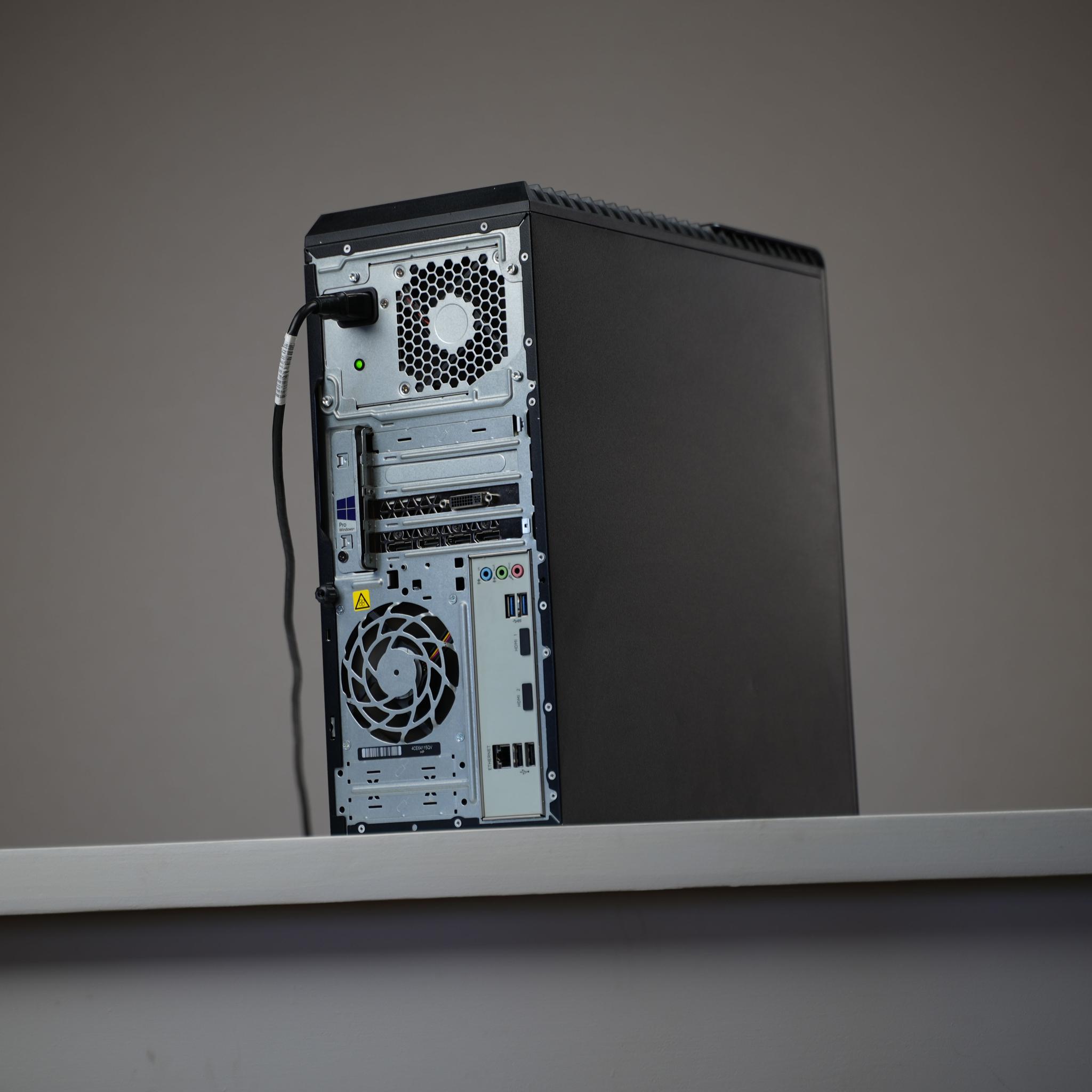 “OMENFORM 00” GTX 960 Intel Core i5 6400 8GB .3TB Windows 11 Gaming PC