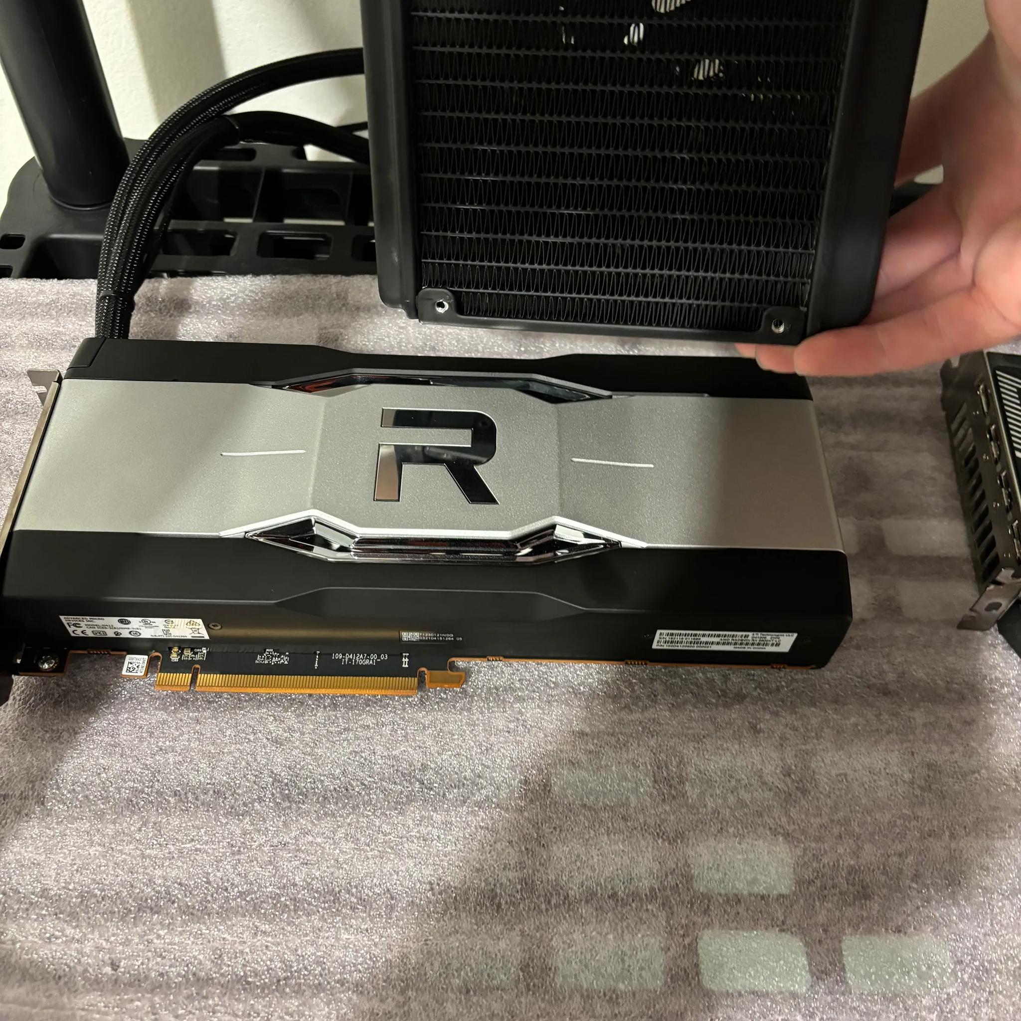 RX 6900 XT (AIO)