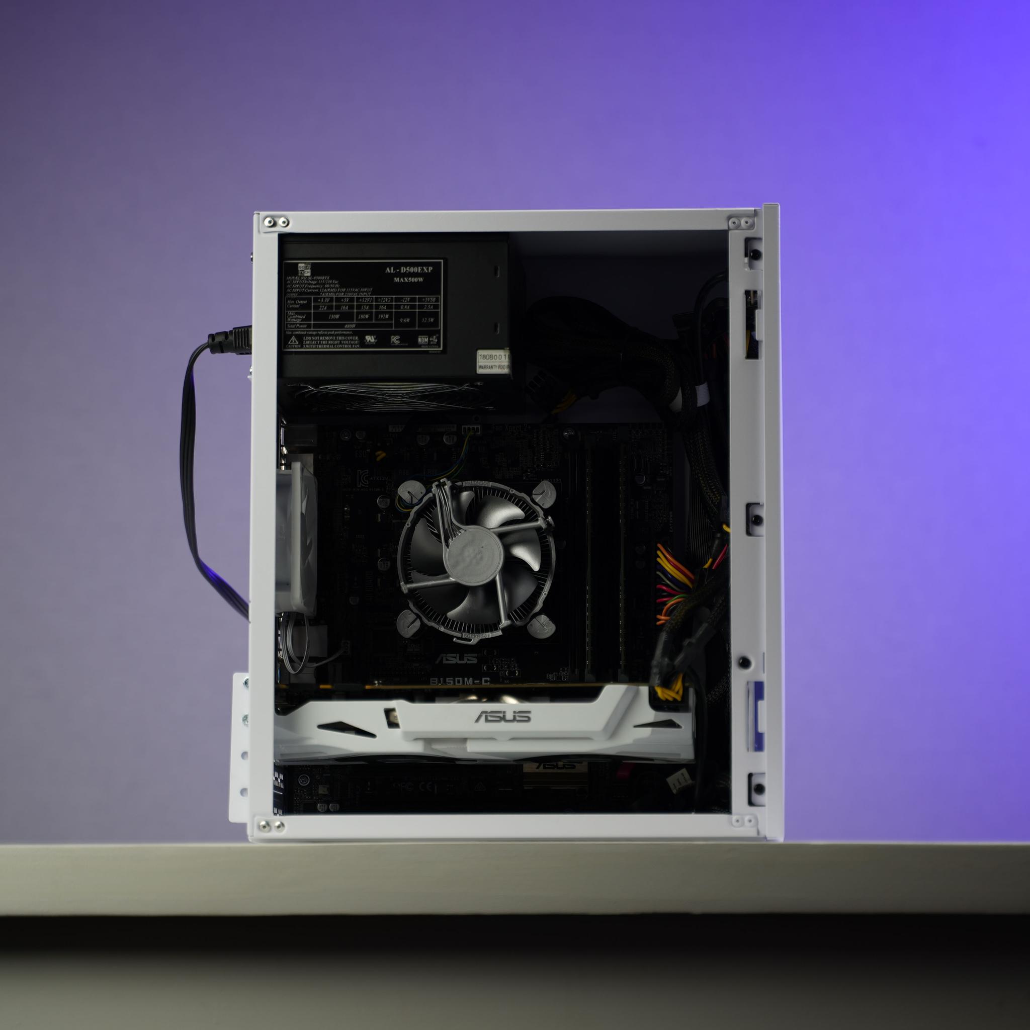\ SF-00 / GTX 1070 Intel Core i5 7600K 16GB .9TB Windows 11 Gaming PC