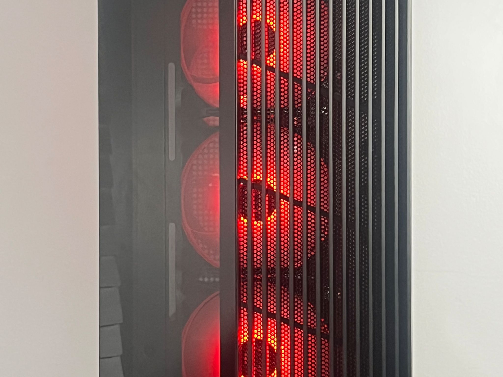 Shield • 4070 Super • Ryzen 7 7700 • 1TB Storage