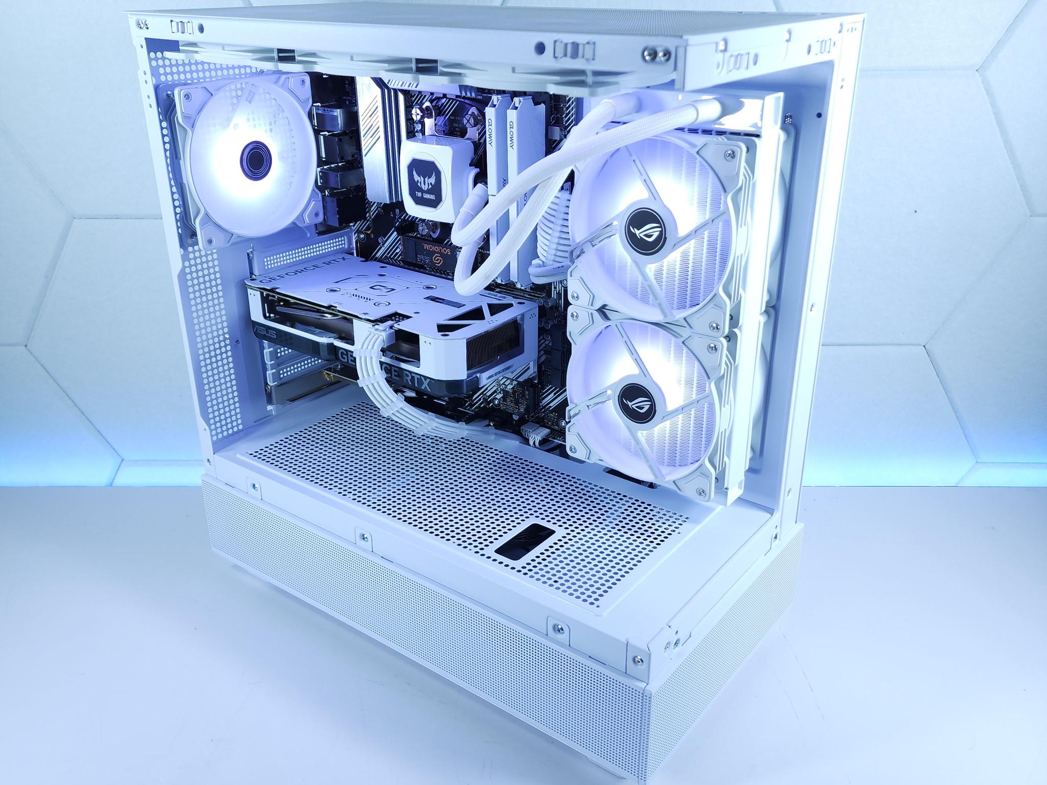 🤍🤍RTX 4060 | Ryzen 5 | 1TB NVMe SSD | 32GB 3200MHz
