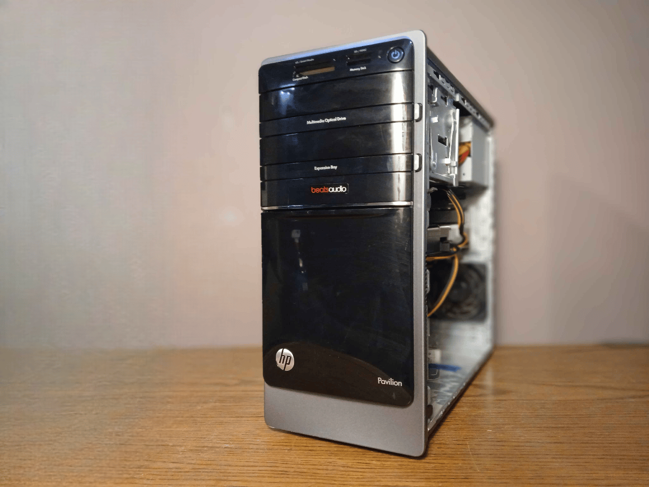 GTX 760 | Xeon e3-1240v2 | 16gb ram | 275gb ssd | Upgraded office pc