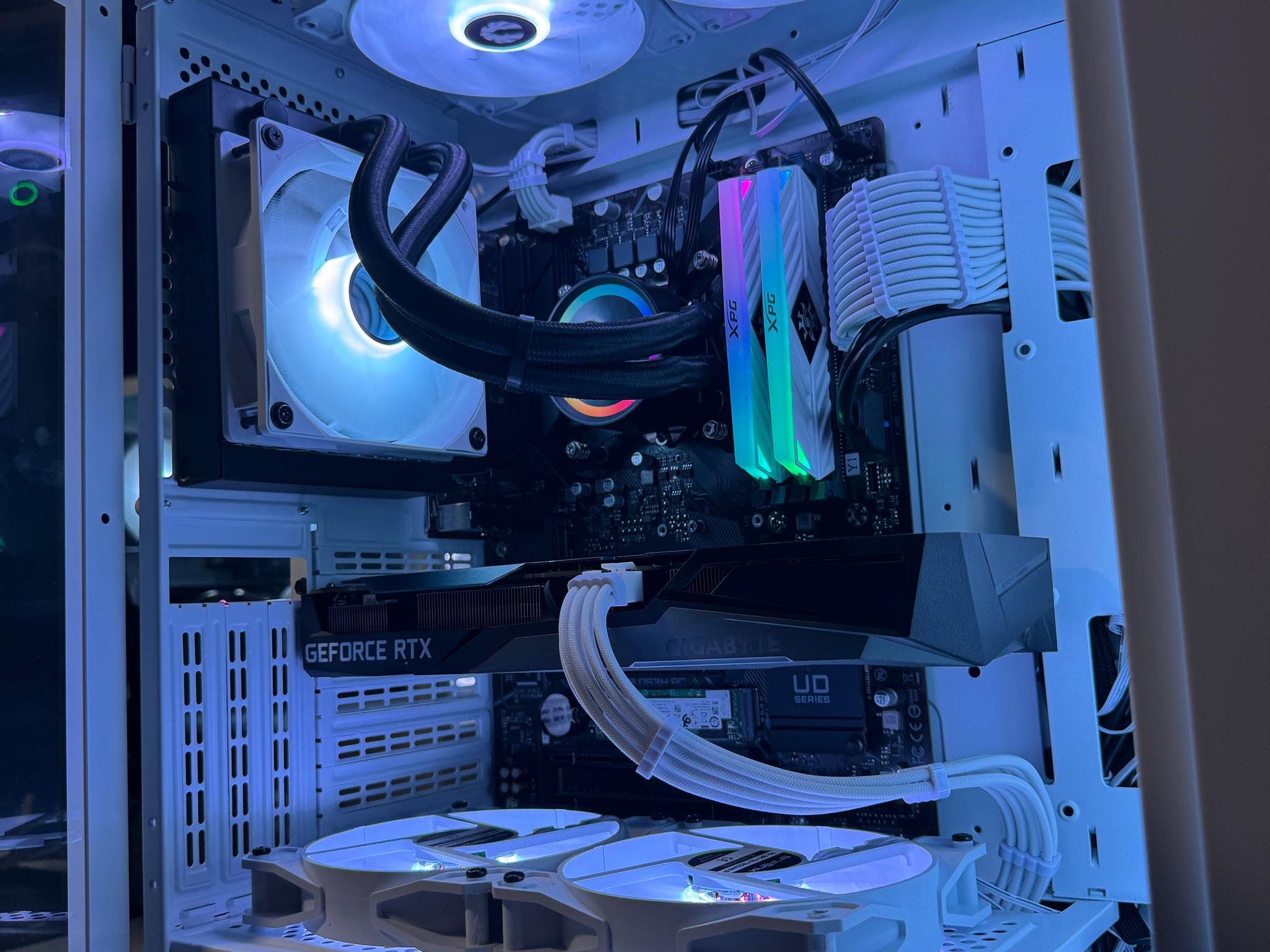 White RTX Gaming PC - i5 10400F - RTX 3060