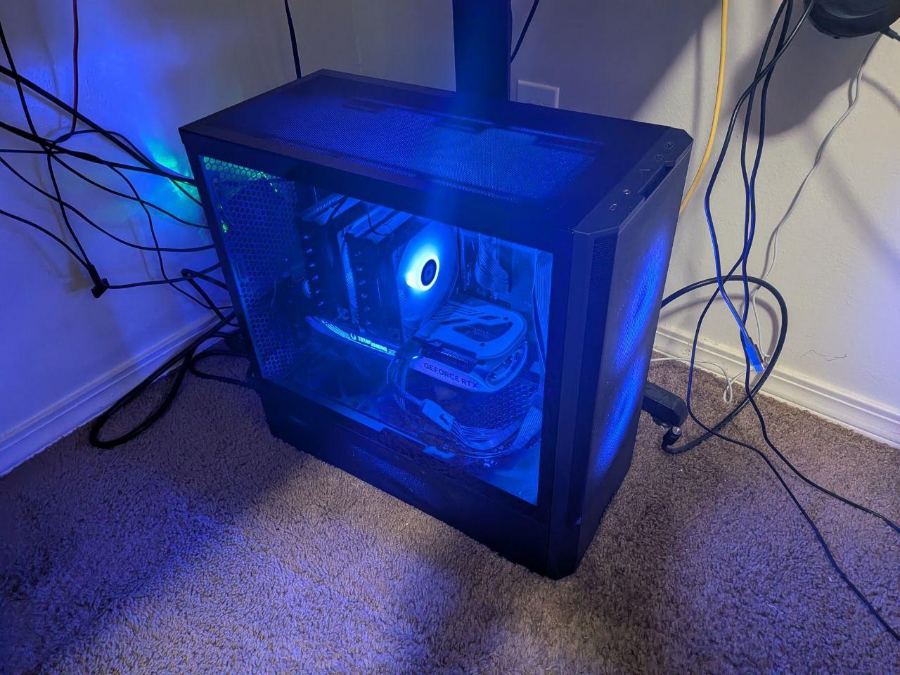 Gaming PC: 4080 Super, 9800X3D, 32GB DDR5, 2TB ssd nvme