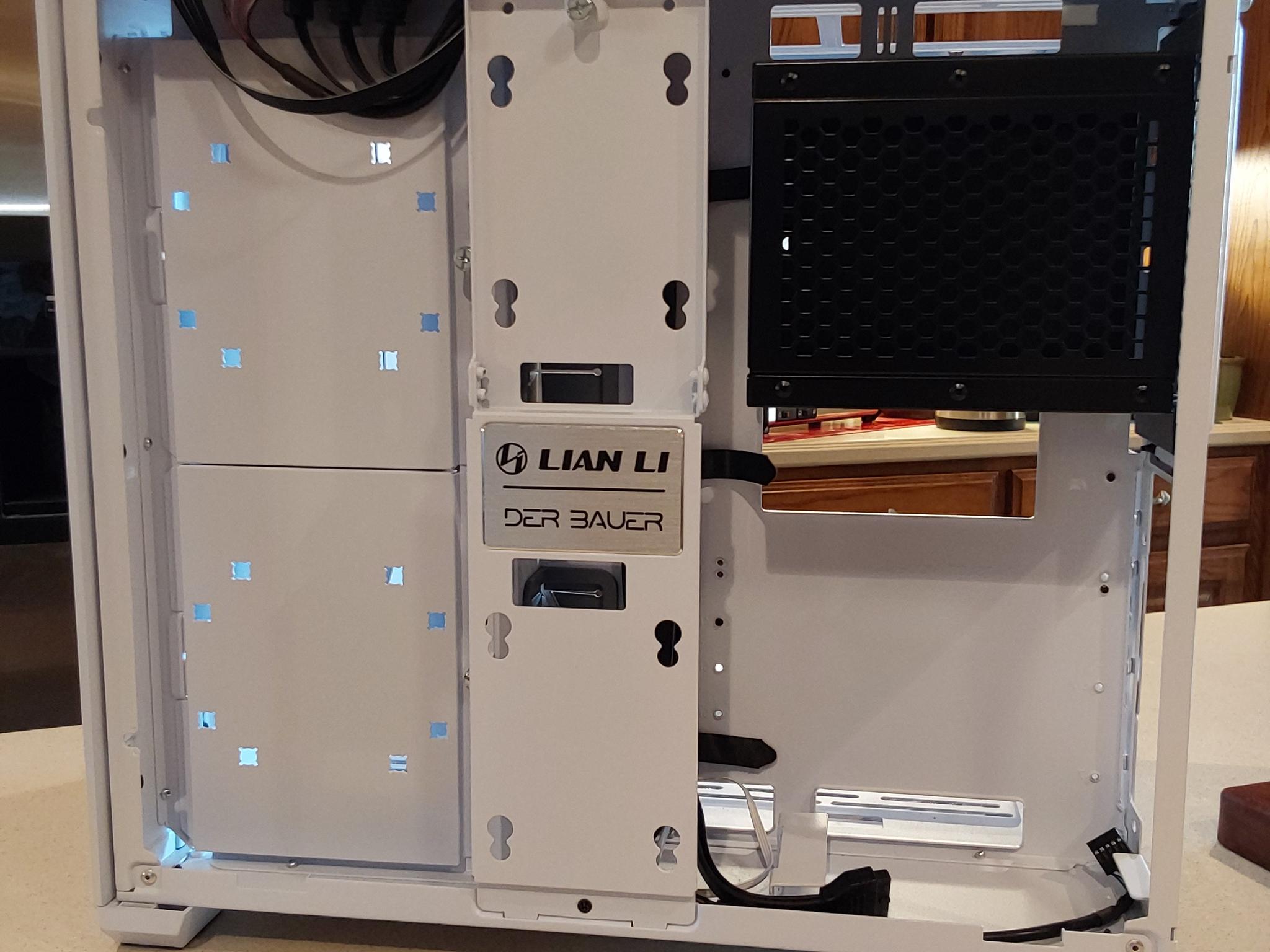 Lian Li O11 AIR MINI ATX Computer Case (White)