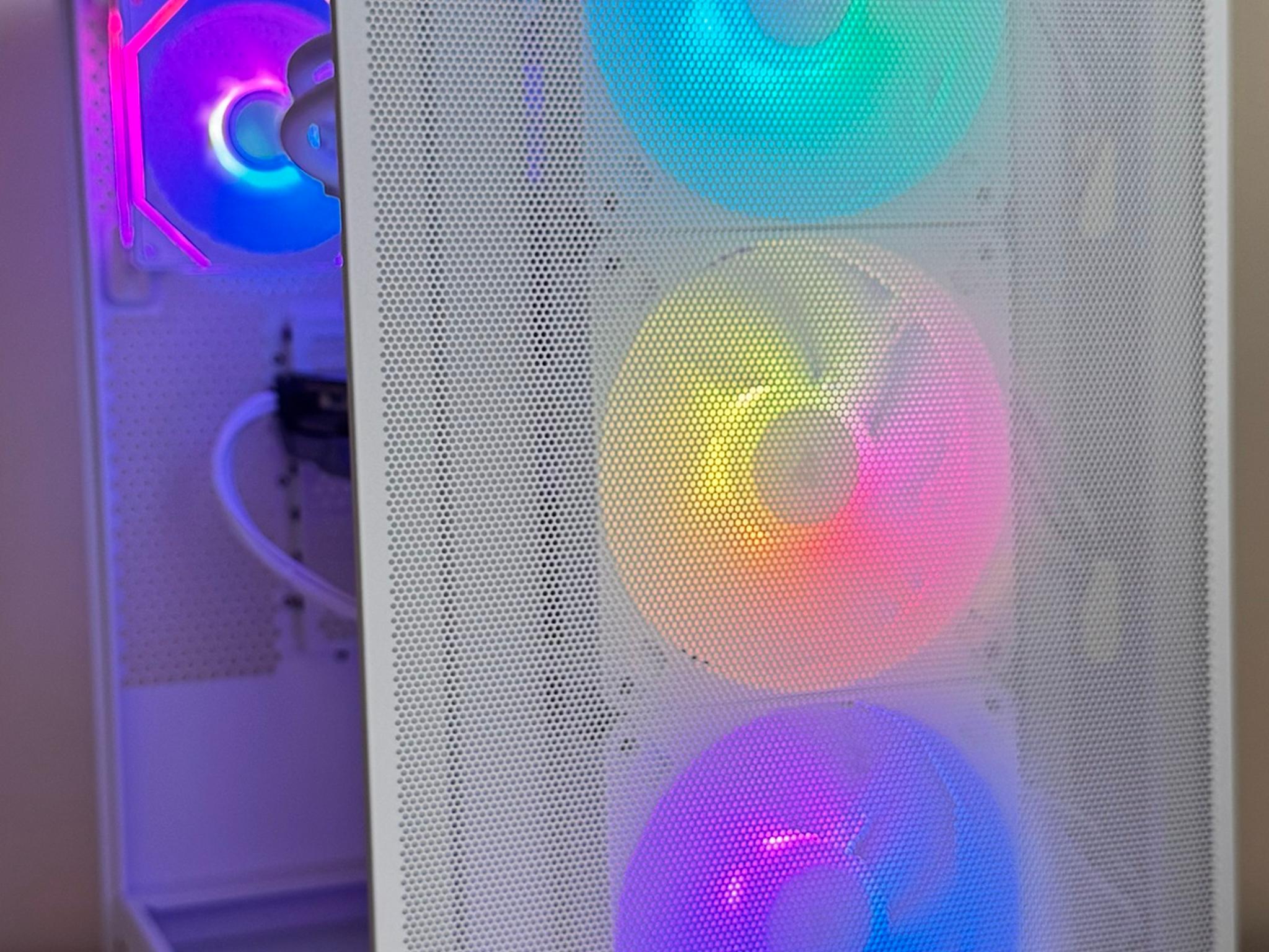AMD Ryzen 7 8700F 32GB DDR5 RAM GeForce RTX 5060 1TB NVMe SSD NZXT H7 Flow AM5 Gaming PC
