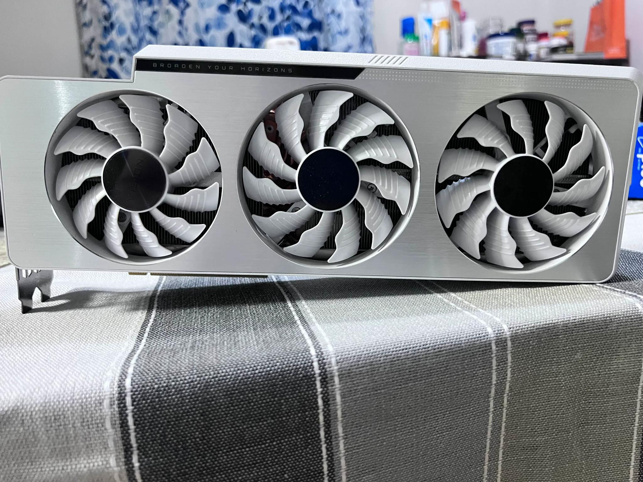 GeForce RTX™ 3080 VISION OC 10G