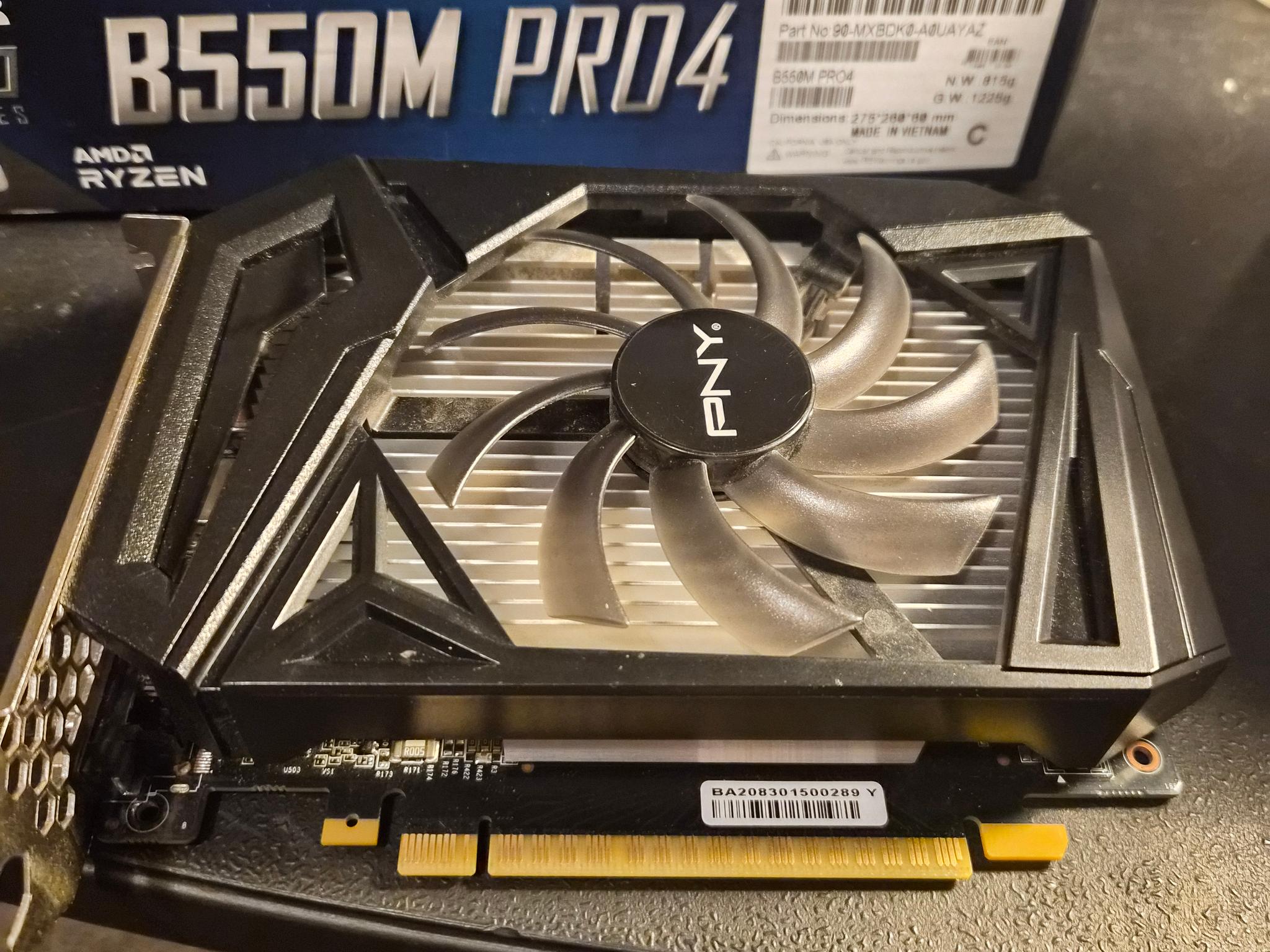 I5-9600k + 1650 super + ASUS B360 matx + 16gb ram + Case