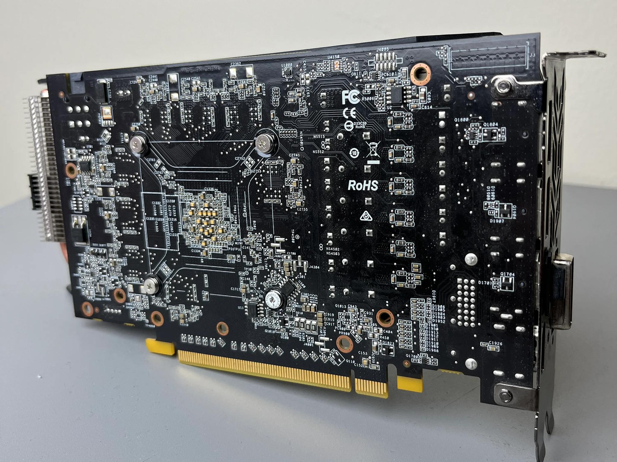 Phantom Gaming D Radeon™ RX570 8G OC