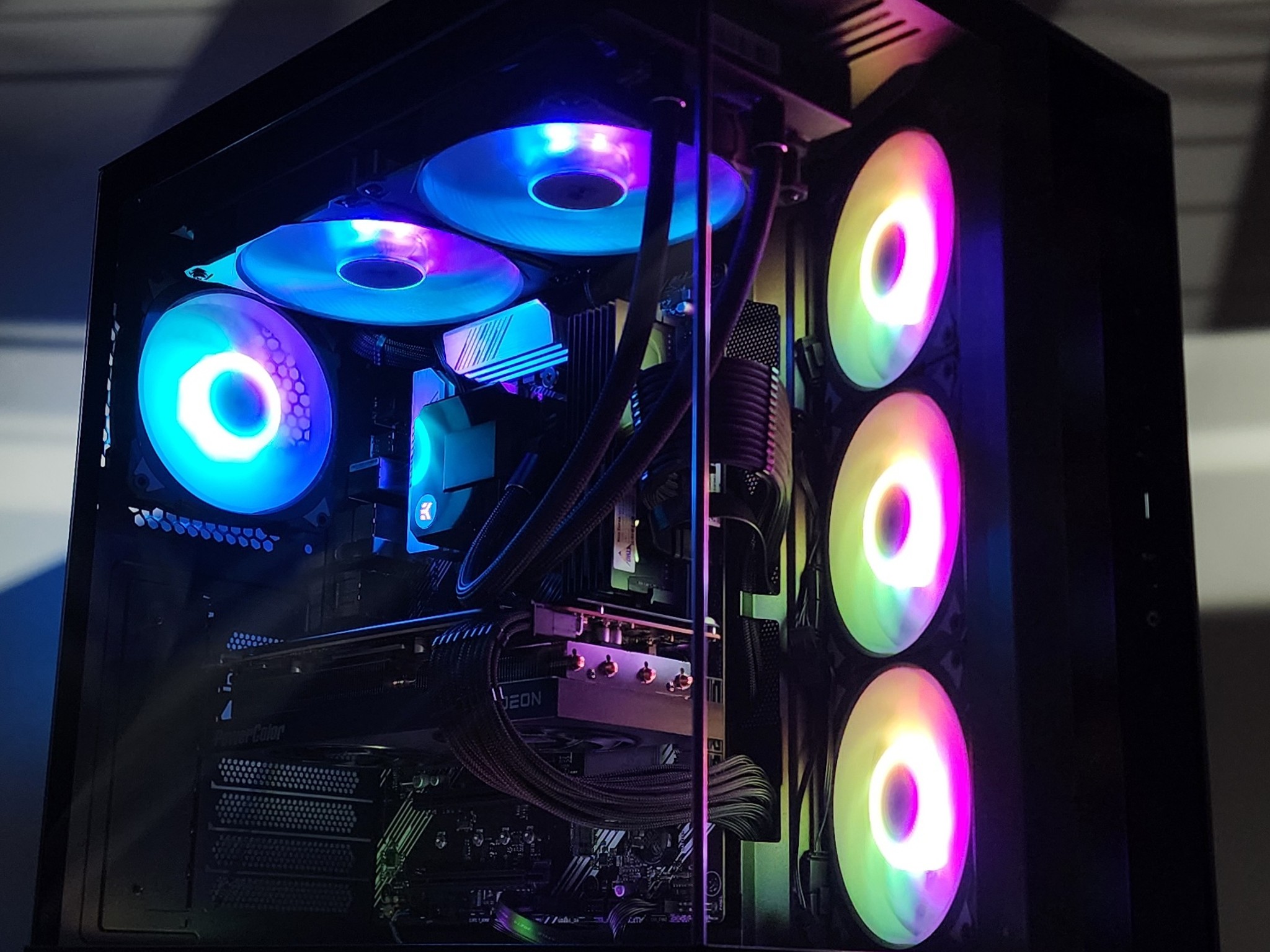 Gaming PC Ryzen 9 5900XT 32GB RAM 2TB SSD RX 7800 XT 16GB Windows 11 Computer