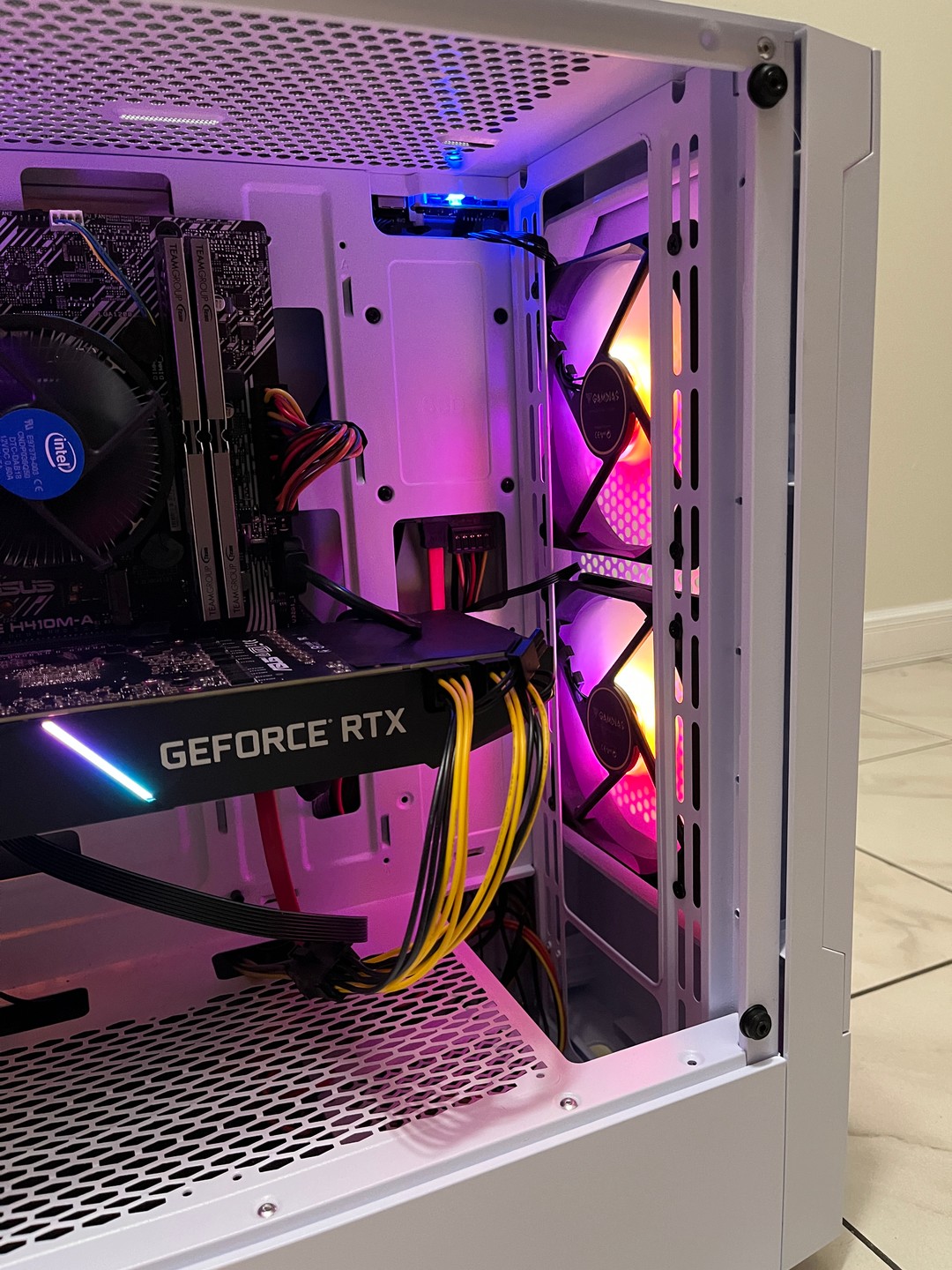 ゲーミングPC i5 10400 rtx2070super m.2 512gb ゲーミングPC i5 10400 rtx2070super m.2 512gb NVIDIA RTX 2070 Super