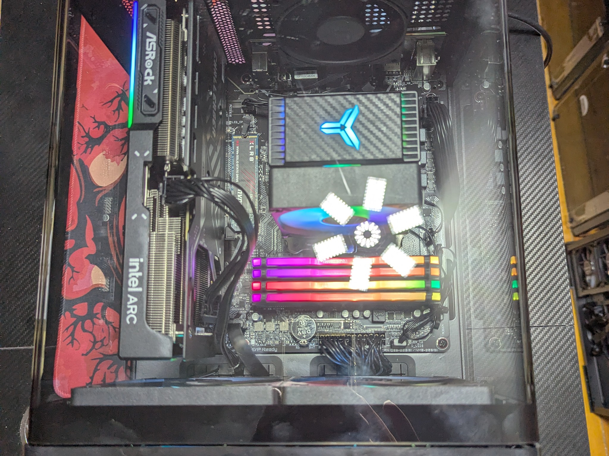 AMD Ryzen 7 5800XT|ASRock ARC B580 12GB|32GB DDR4 RGB 3200Mhz|1TB NVME SSD M.2|Windows 11 Home