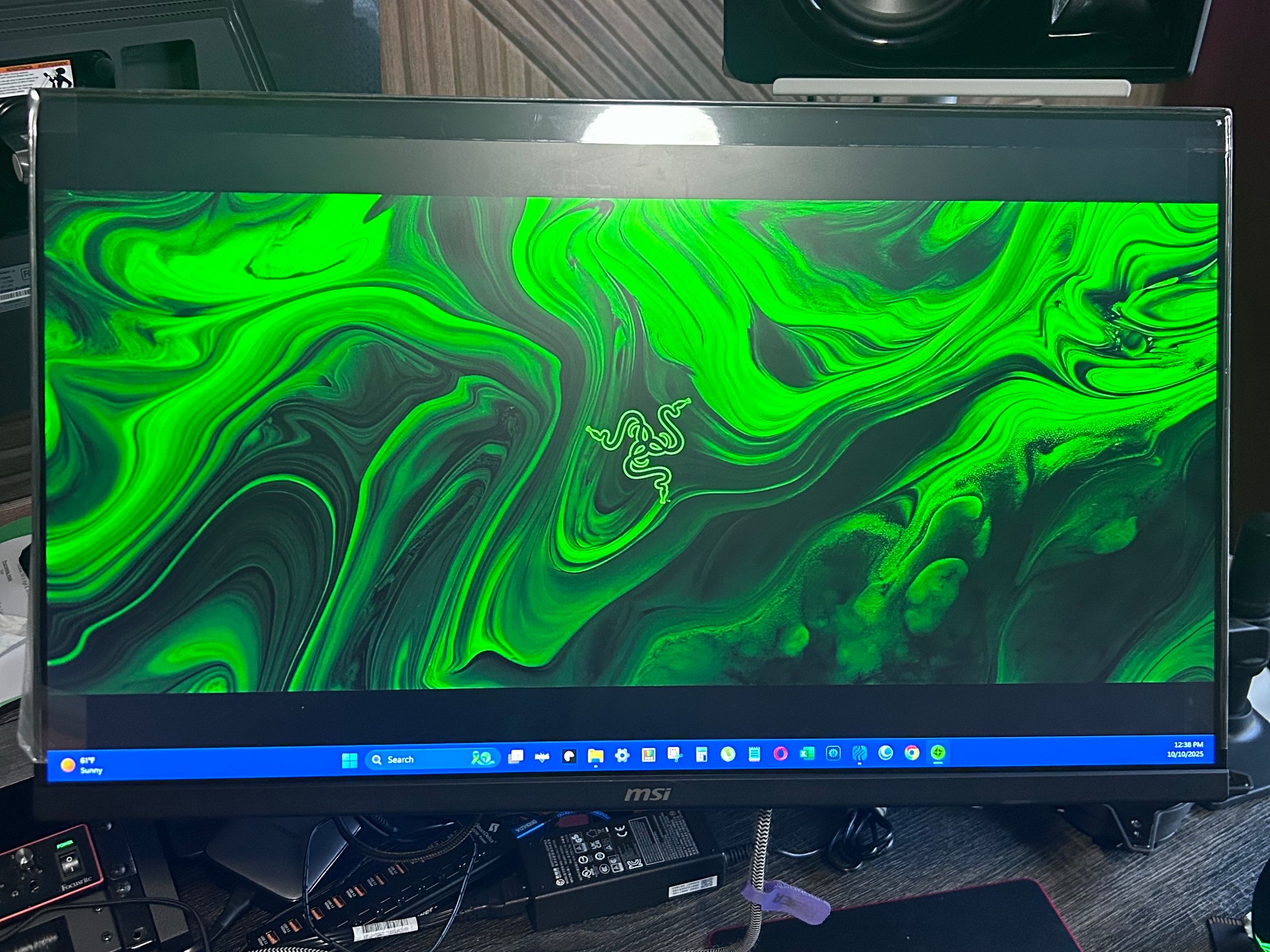 MSI MAG 275F 27" Full HD (1920 x 1080) 180Hz Gaming  Monitor