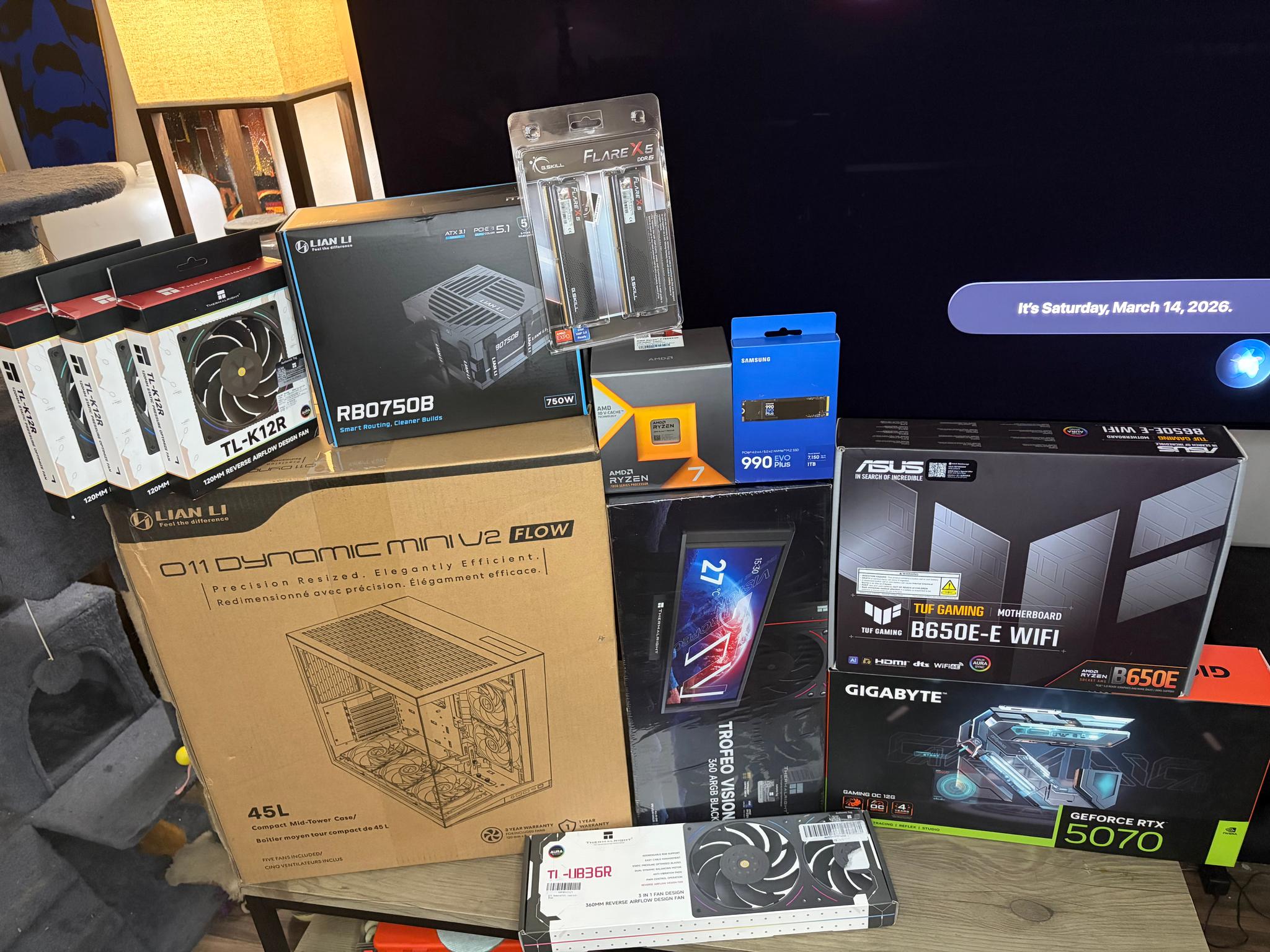7800X3D / 5070 Gigabyte / Lian Li O11D Mini