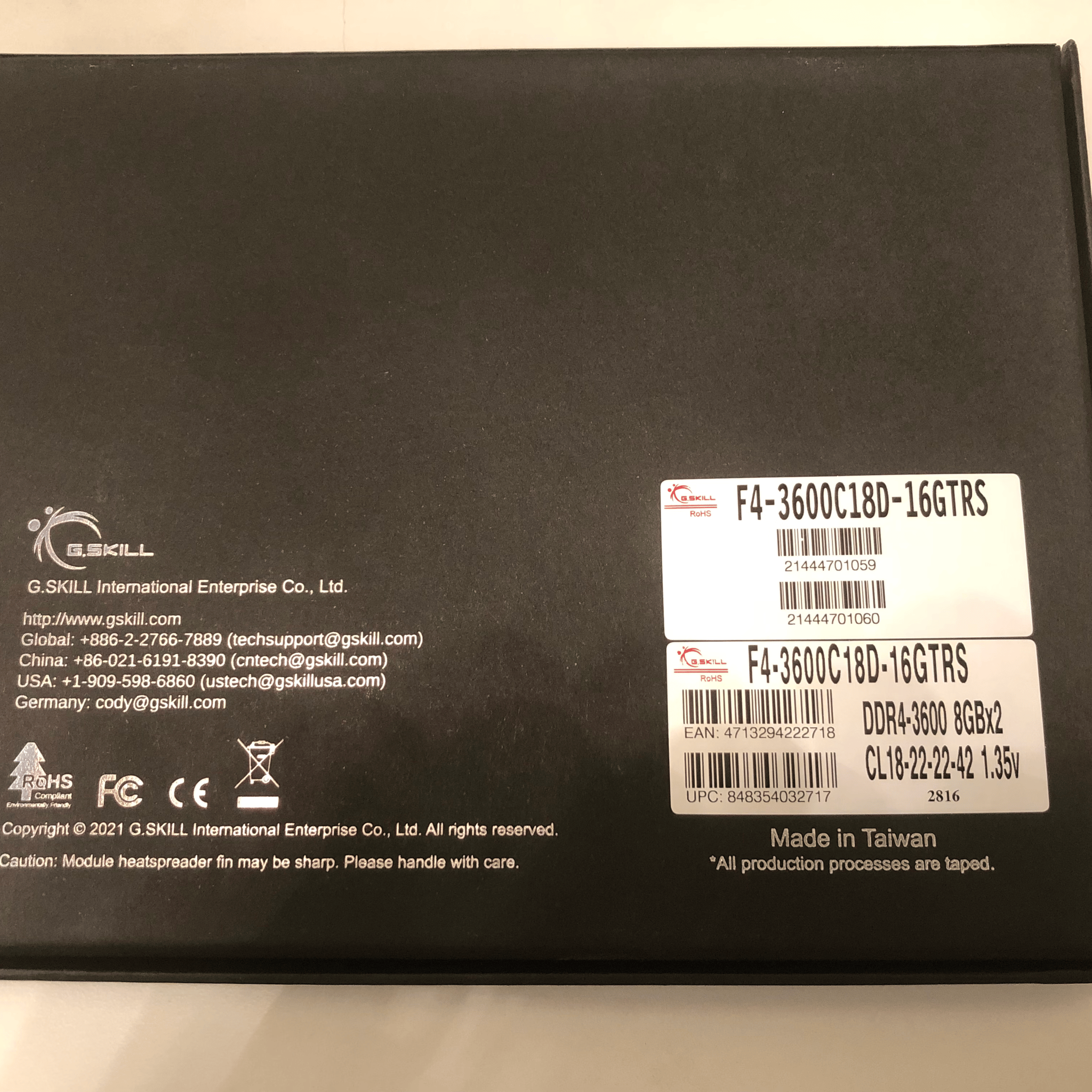 ***Like New*** G.Skill Trident Z Royal RGB 16GB (2 x 8GB) DDR4-3600 CL18 [SILVER]