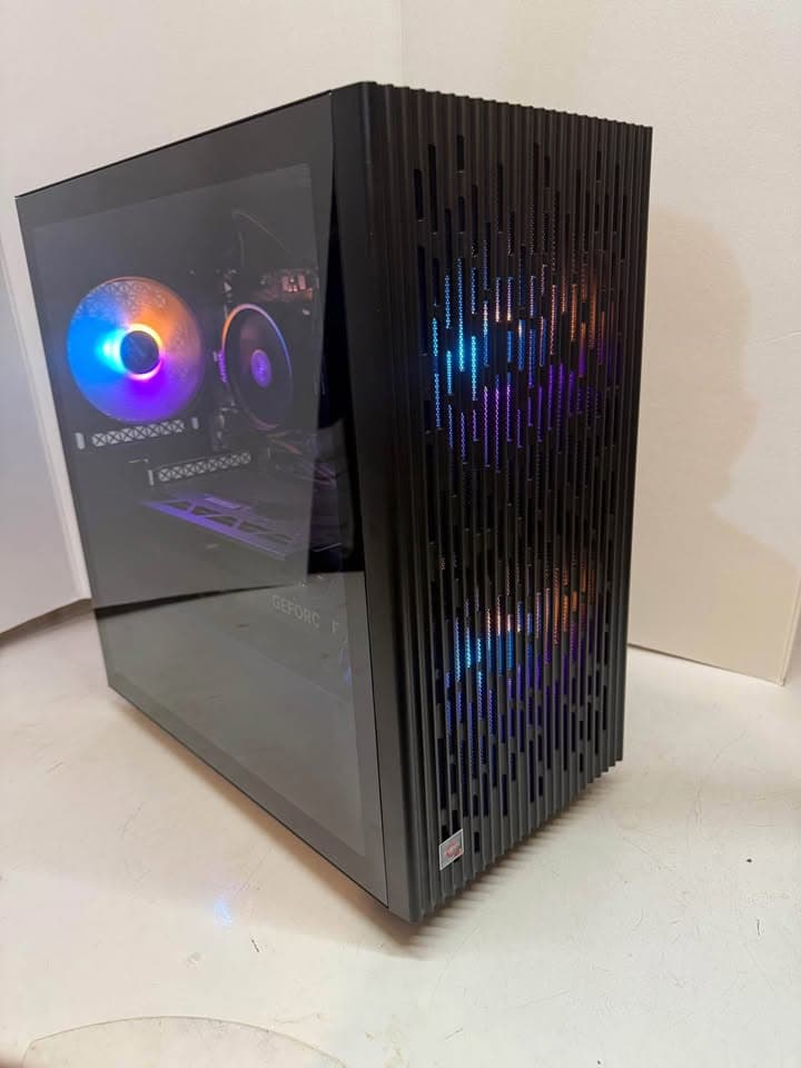 *NEW* Custom Gaming PC w/ 4080 Super