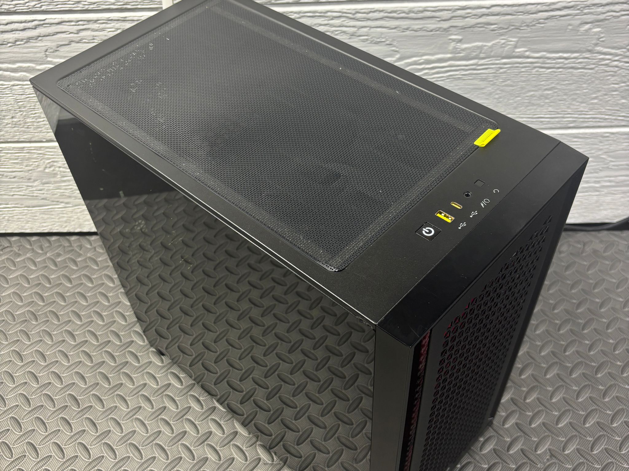 Gaming PC Ryzen 3 3100 | RX 5700 XT | 16GB RAM | X570 WiFi | 1TB Storage Corsair Case