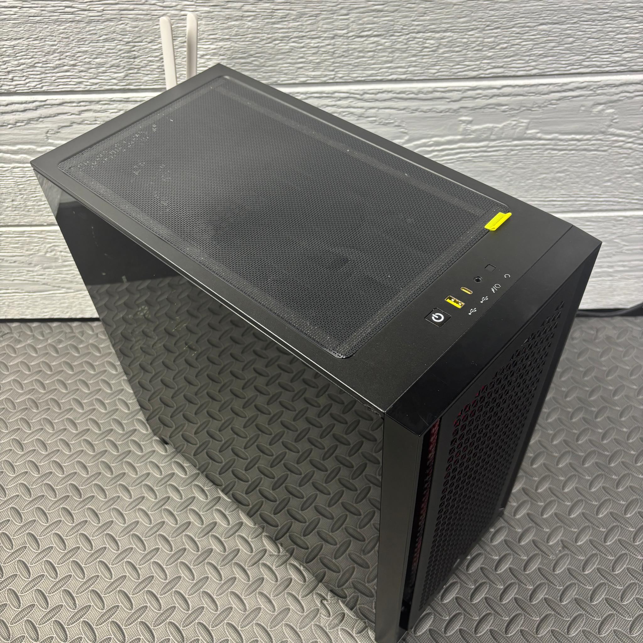 Gaming PC Ryzen 3 3100 | RX 5700 XT | 16GB RAM | X570 WiFi | 1TB Storage Corsair Case