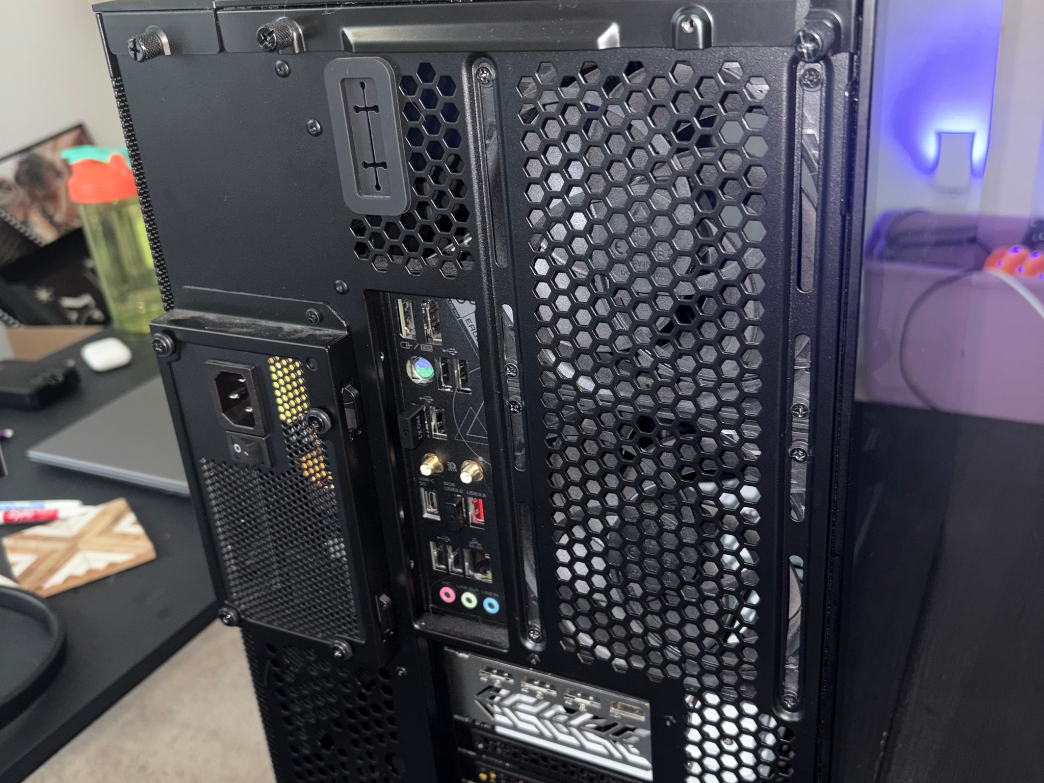 Ryzen 7 7700X | RX 7900 XT 20GB | 32GB DDR5 | 2TB SSD