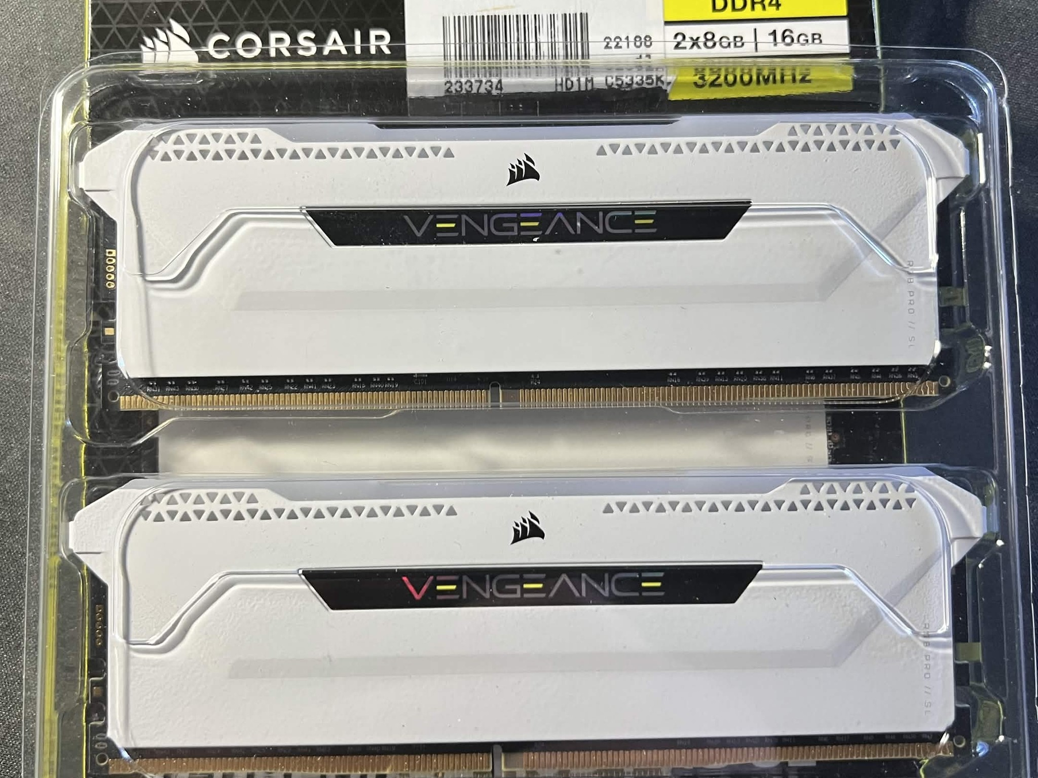 Corsair Vengeance RGB Pro SL 16GB (2x8GB) DDR4 DRAM 3200MHz C16 Memory Kit – White