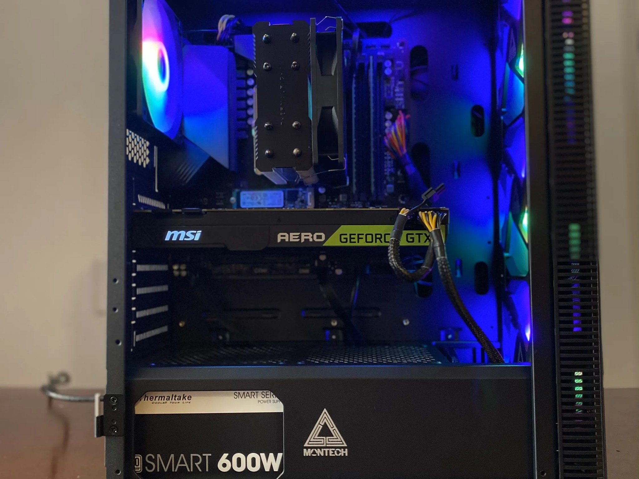 Ryzen 5 | GTX 1080 TI 11gb | 16gb Ram