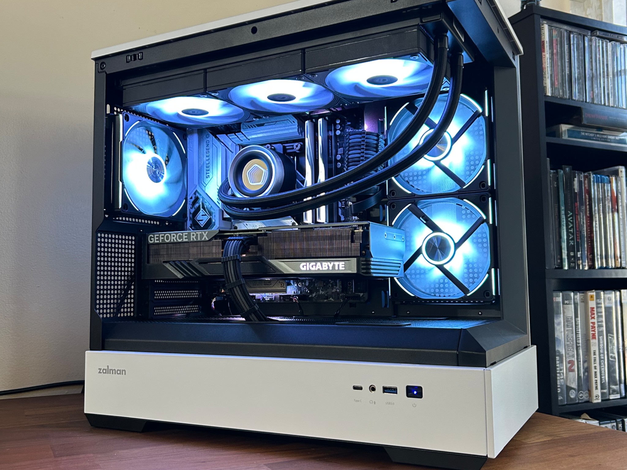 RTX 4070ti Super | Intel i5 14600K | 32GB DDR5 7200MT/s | 2TB SSD | The Legend RTX