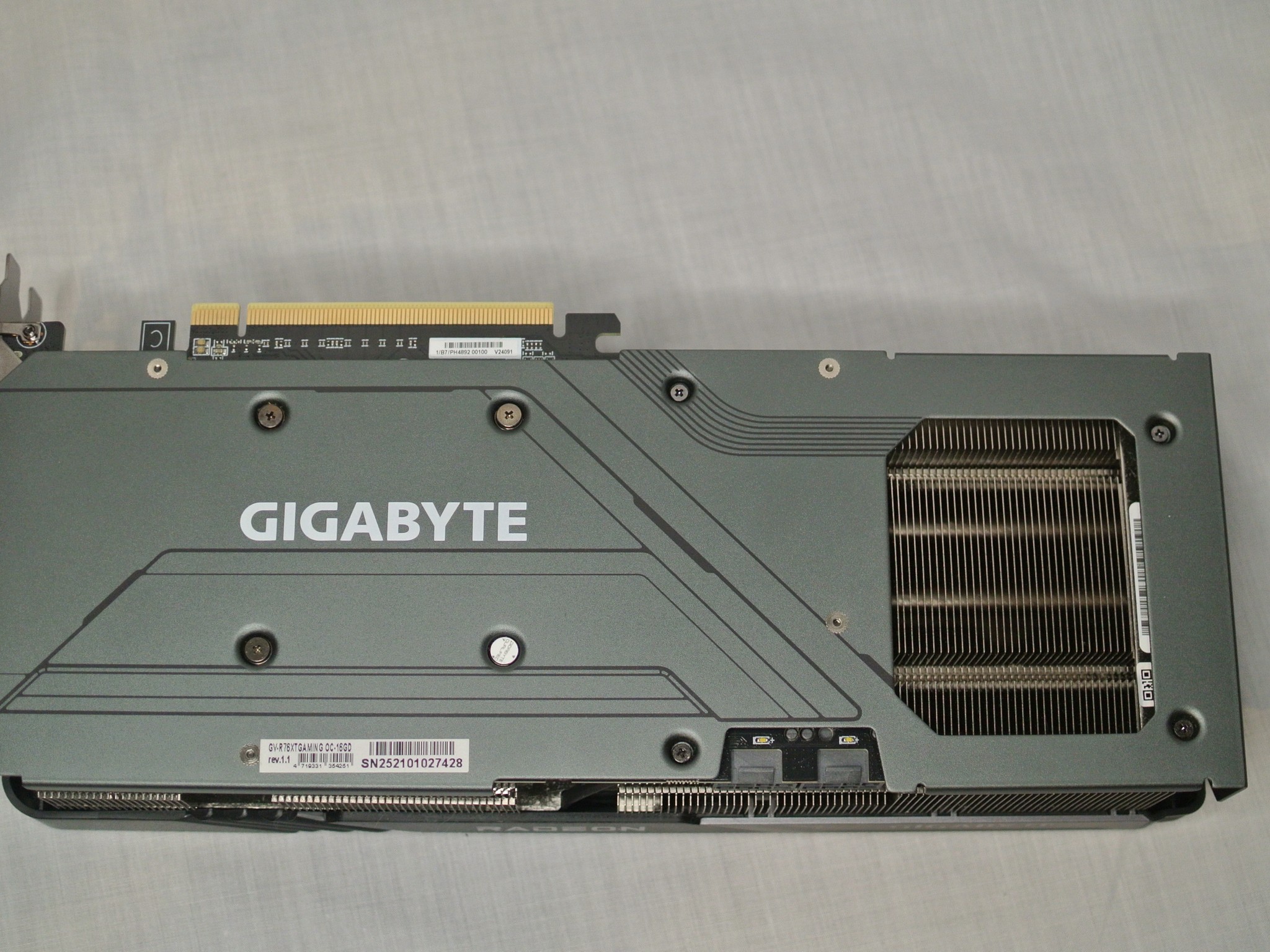 GIGABYTE Radeon RX 7600 XT GAMING OC 16GB Graphics Card GPU
