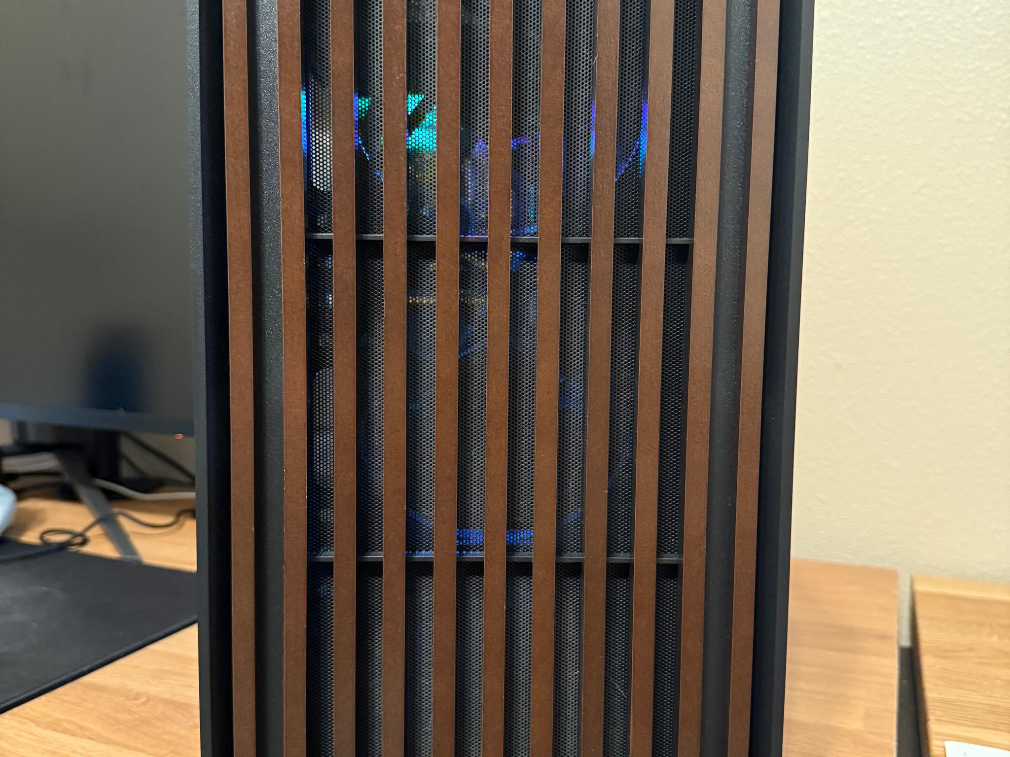 RX 7700 XT | RYZEN 7600X | 32GB 6000CL30 | 2TB NVME