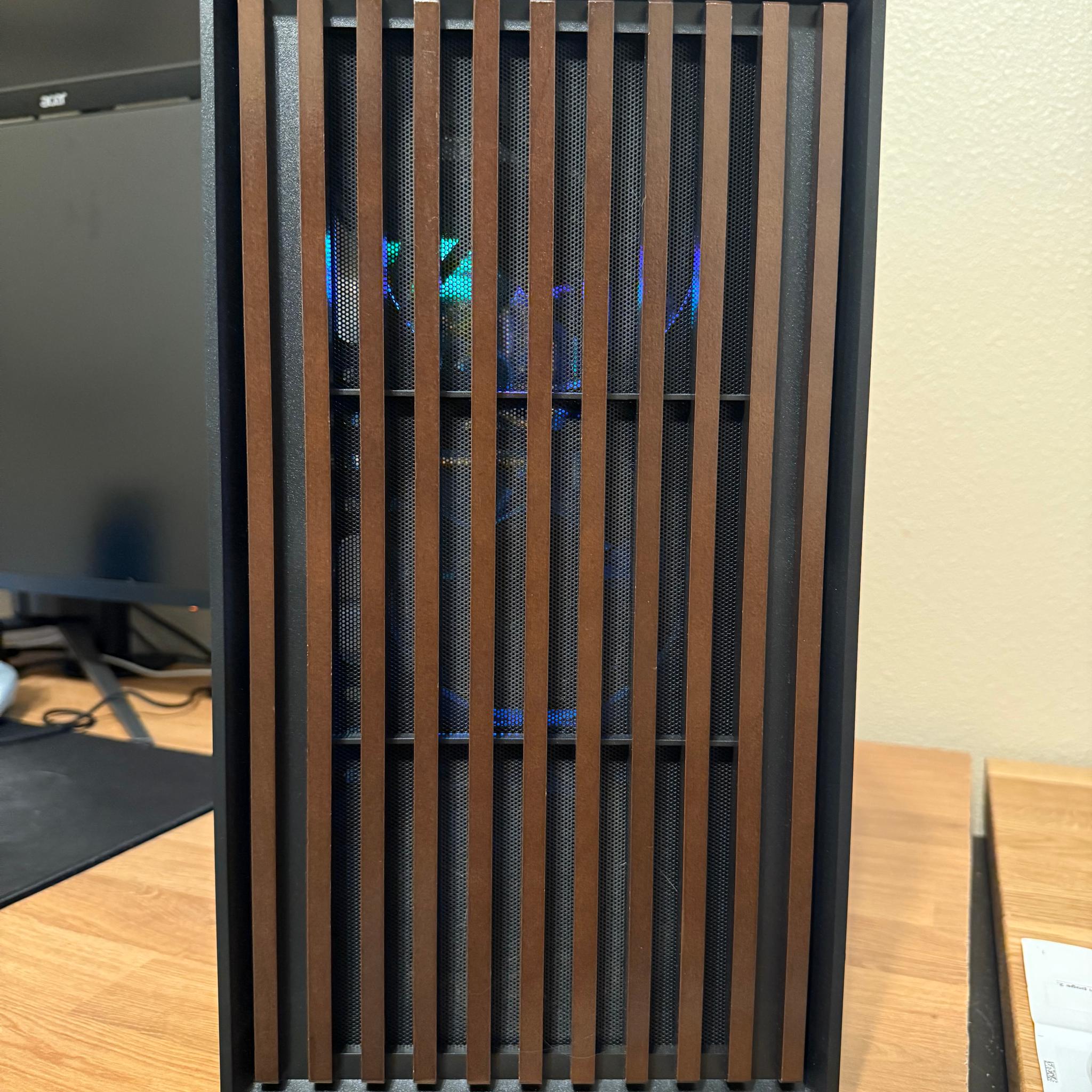 RX 7700 XT | RYZEN 7600X | 32GB 6000CL30 | 2TB NVME