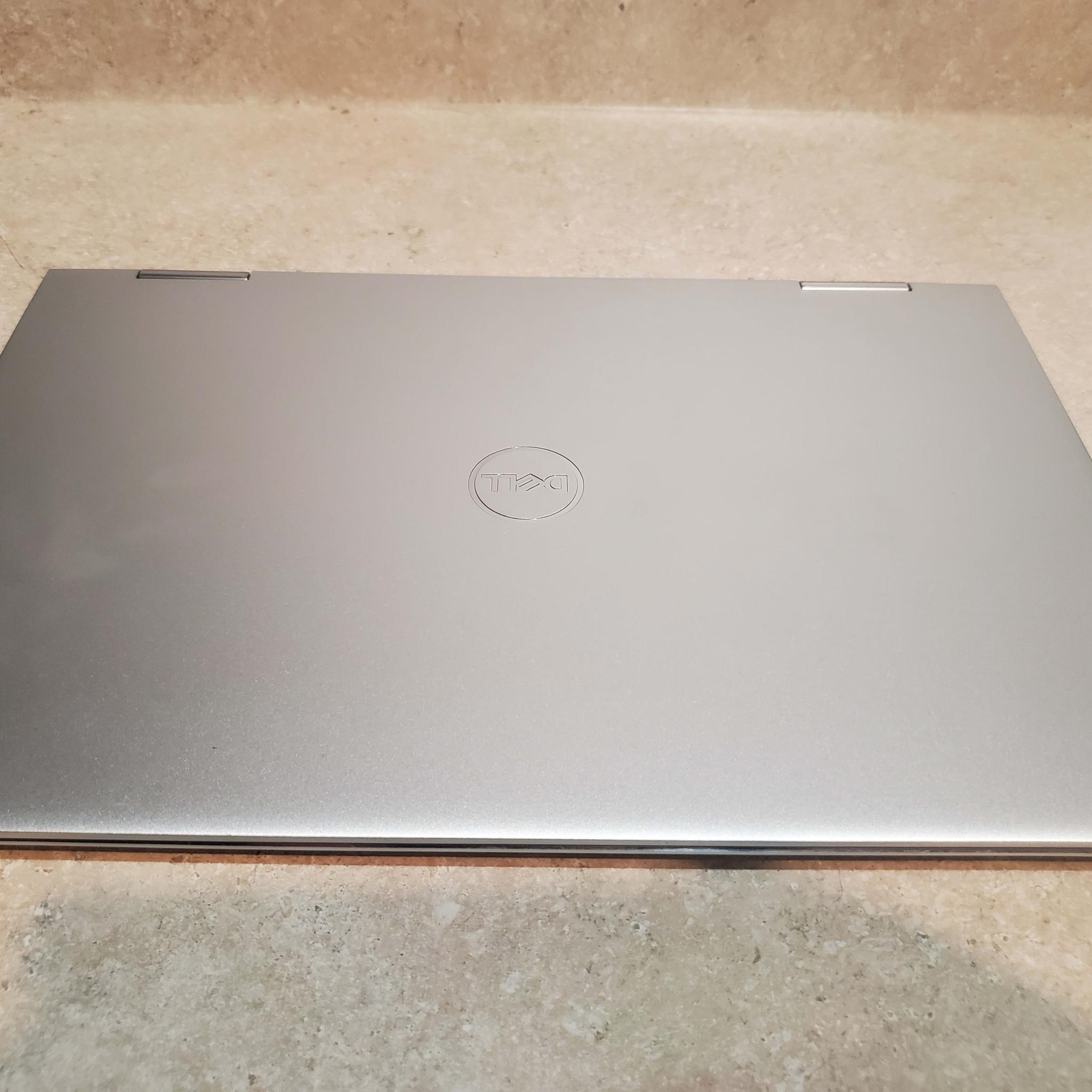 Dell Inspiron 2n1 15.6" Touchscreen Laptop