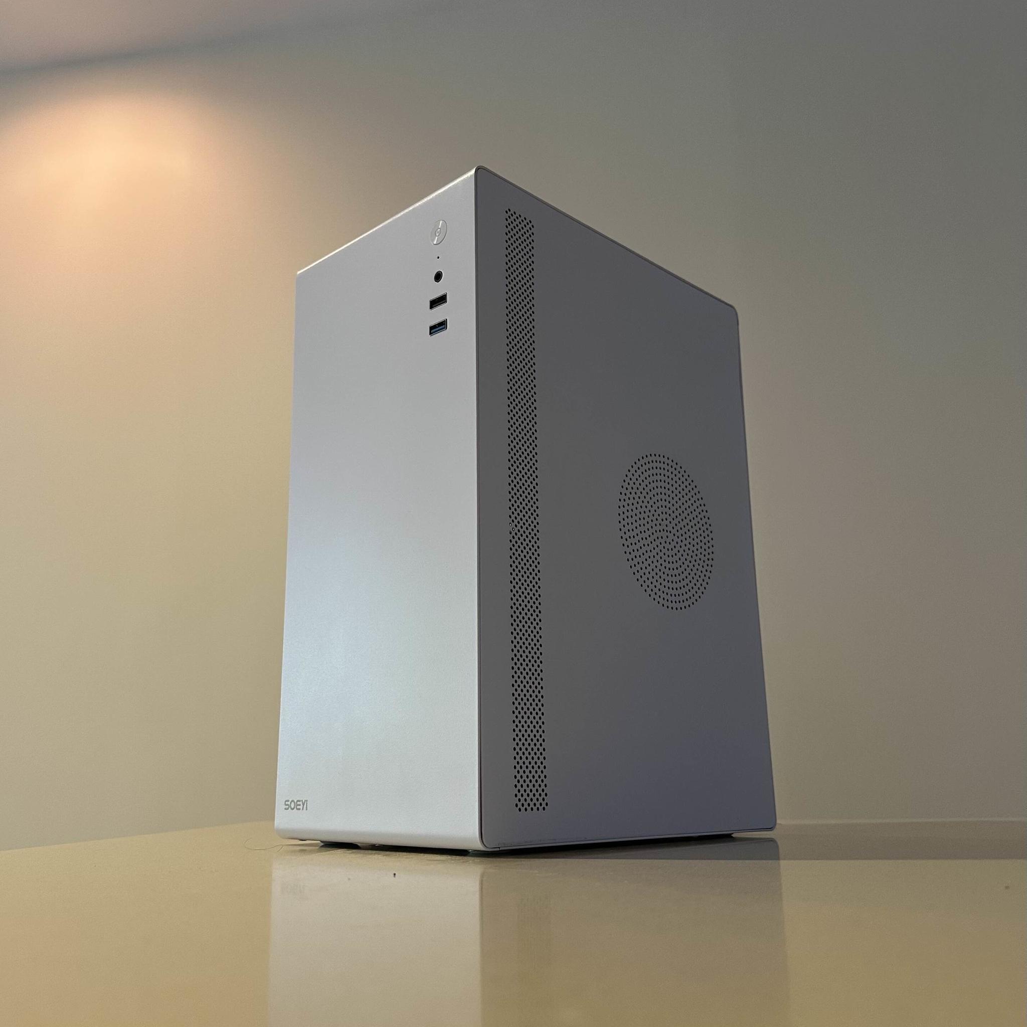 Starter Gaming PC – AMD Ryzen 5 1400 | MSI AMD Radeon RX 570 8GB | 32GB RAM | 1TB SSD | Win11