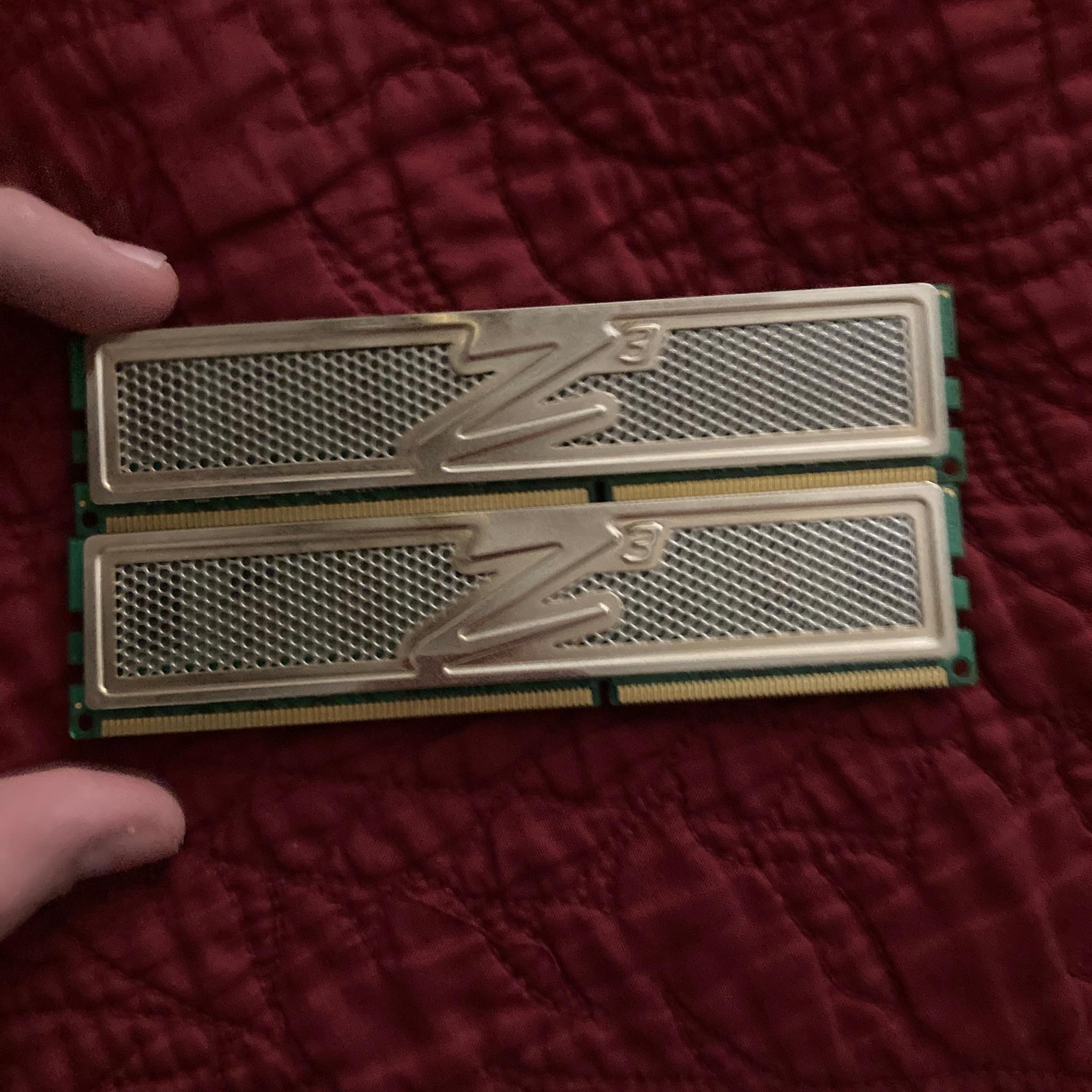 2x2gb ddr3