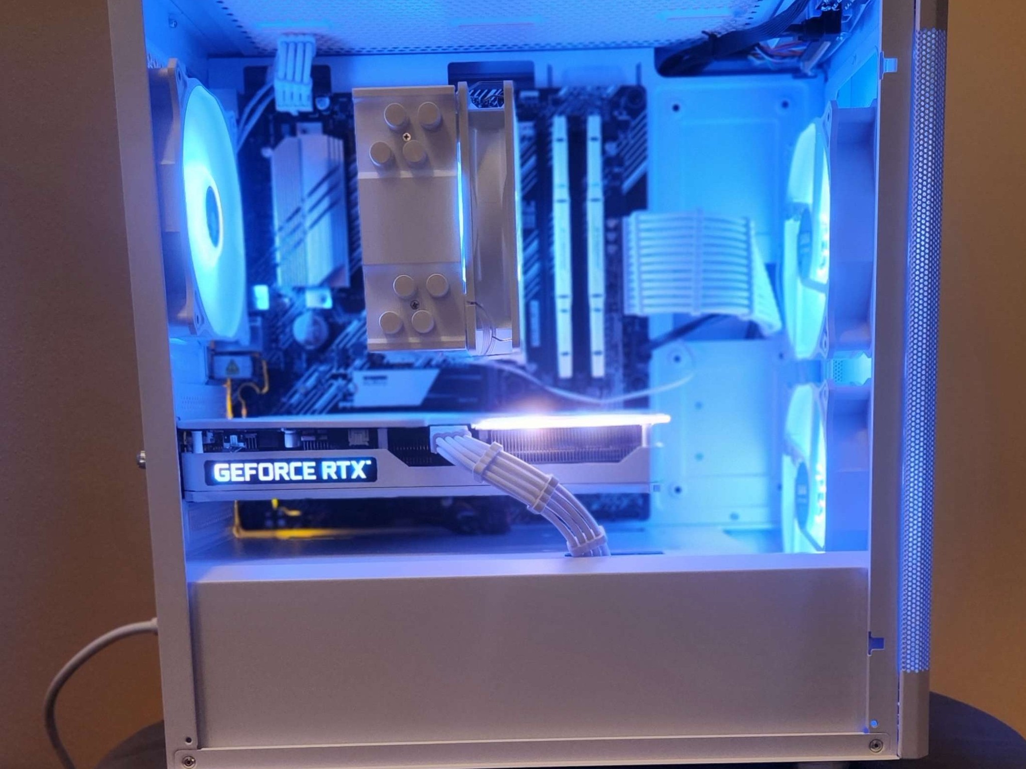 RTX 3070 | Ryzen 5 5600X | 32GB RAM | 1TB M.2 | RGB | WIFI | Windows 11