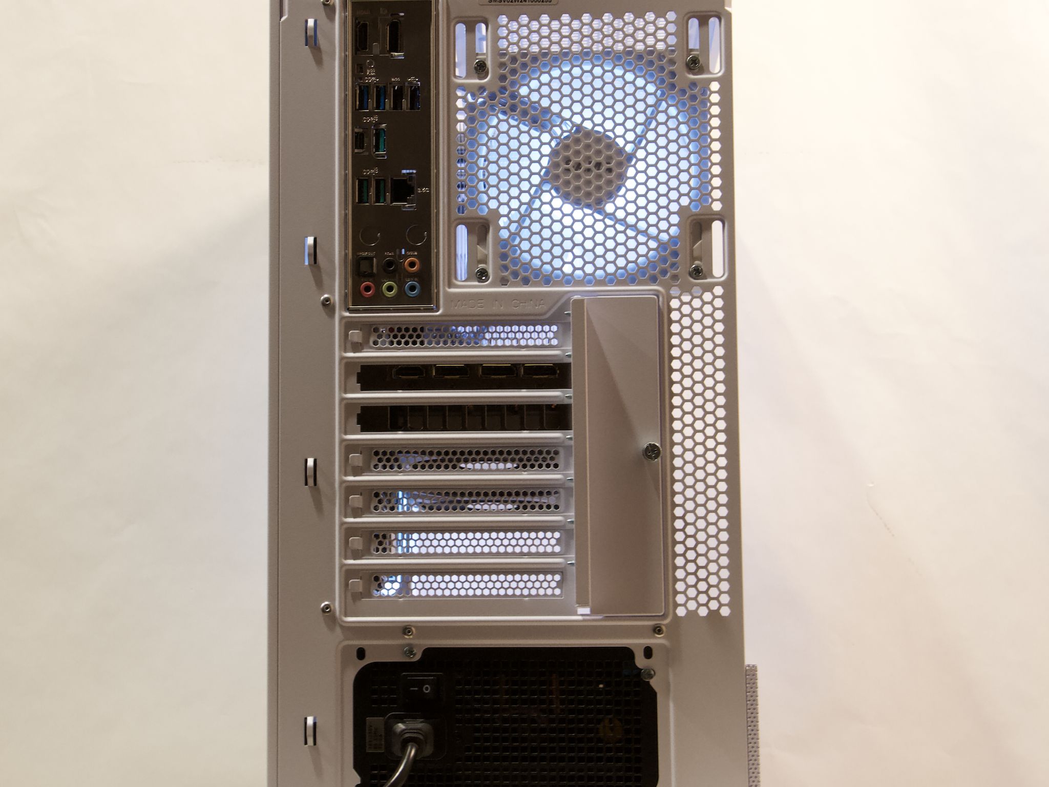 RTX 5070, Ryzen 5 9600X, 32GB DDR5, 2TB NVMe SSD, WiFi - Custom Gaming PC