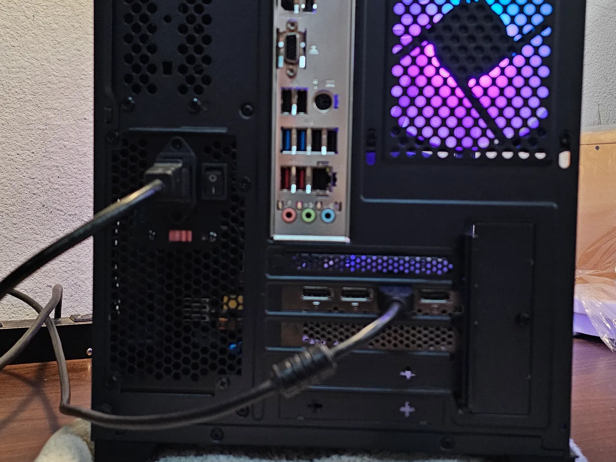 RTX 5060 | RYZEN 7500F | 32GB DDR5 | 1TB SSD | GAMING PC
