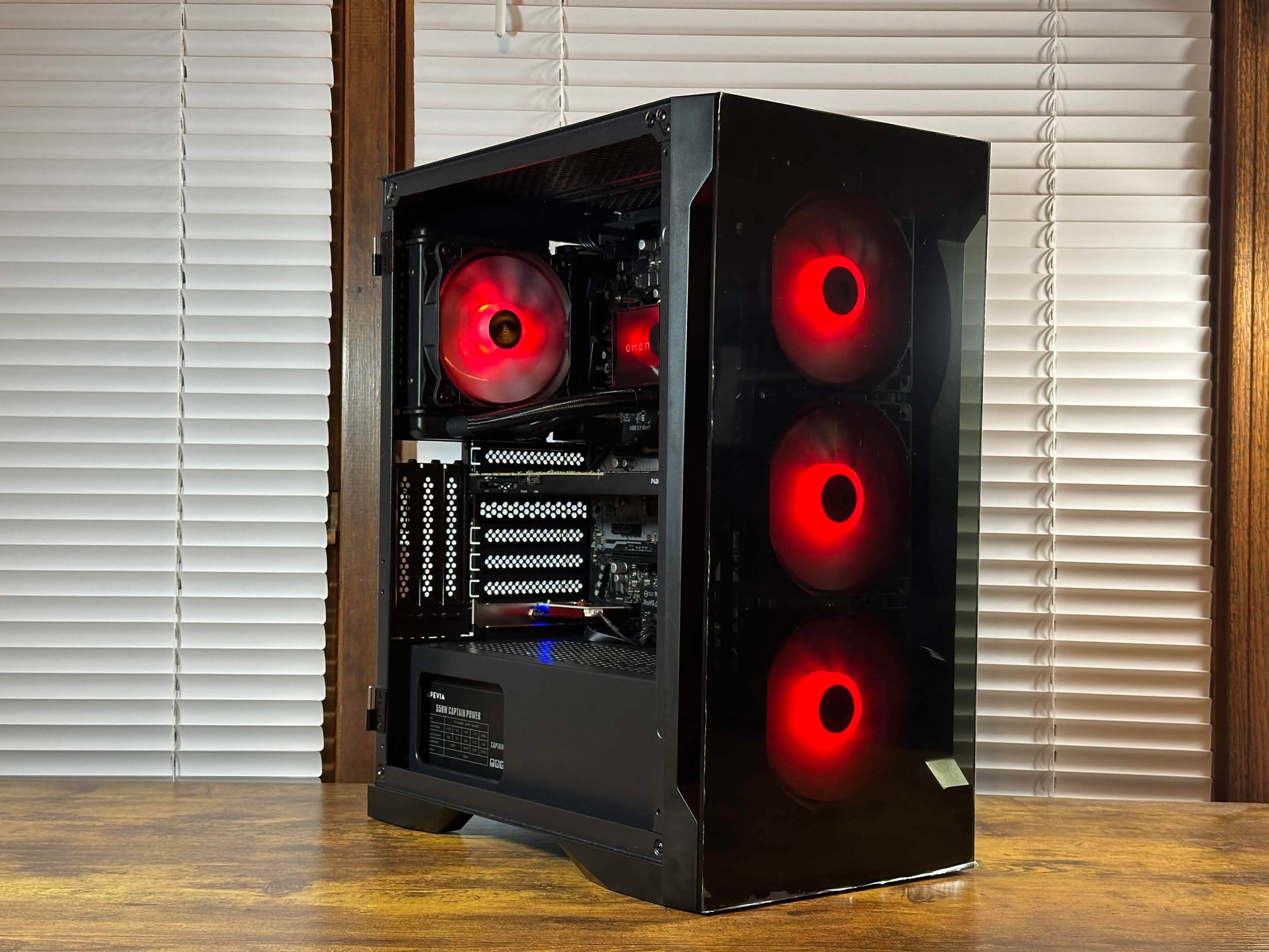 Nvidia P4000 8GB | Intel i5 8500 | 16GB DDR4 | 500GB SSD | Win11