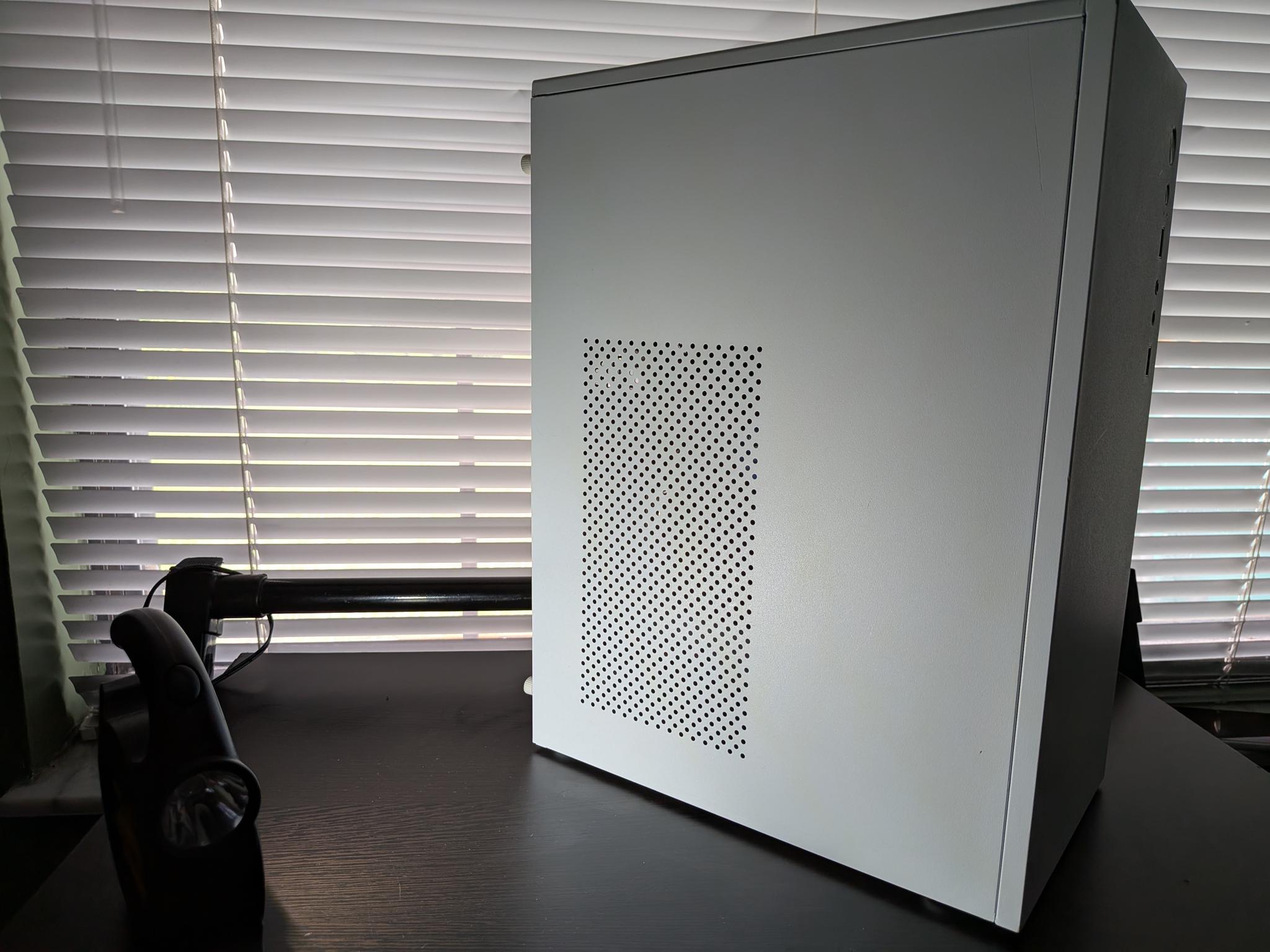 budget gaming setup|Windows 10 IOT| I5-4690k| RX 480 4GB| 8GB of DDR3 RAM
