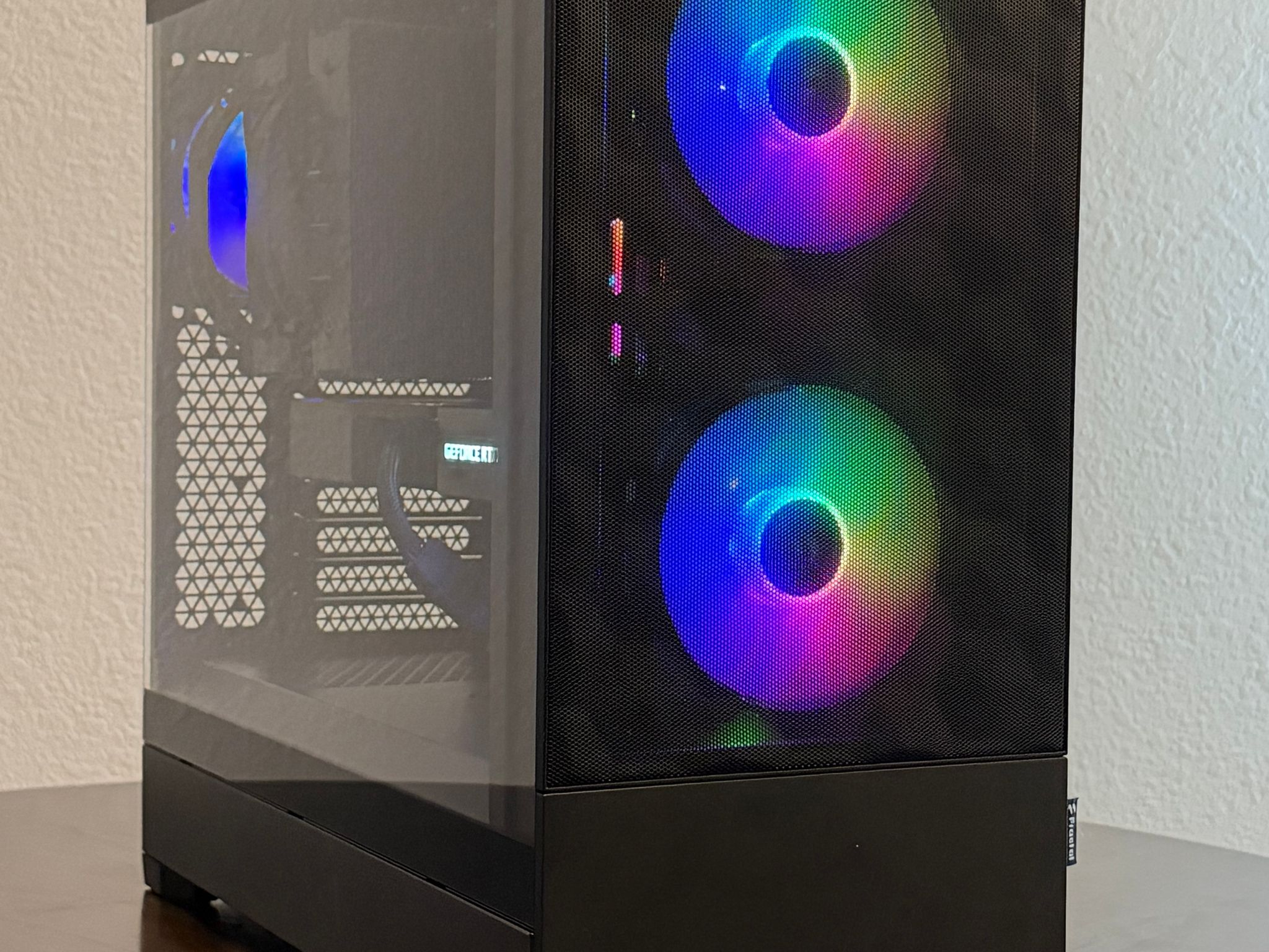High-End Gaming PC – RTX 3080 Ti FE – Ryzen 7 5800X3D – 32GB RAM – 2TB SSD