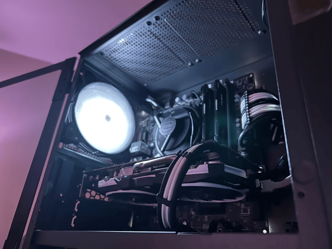 Quartz || i5-7500/RX 570 Build