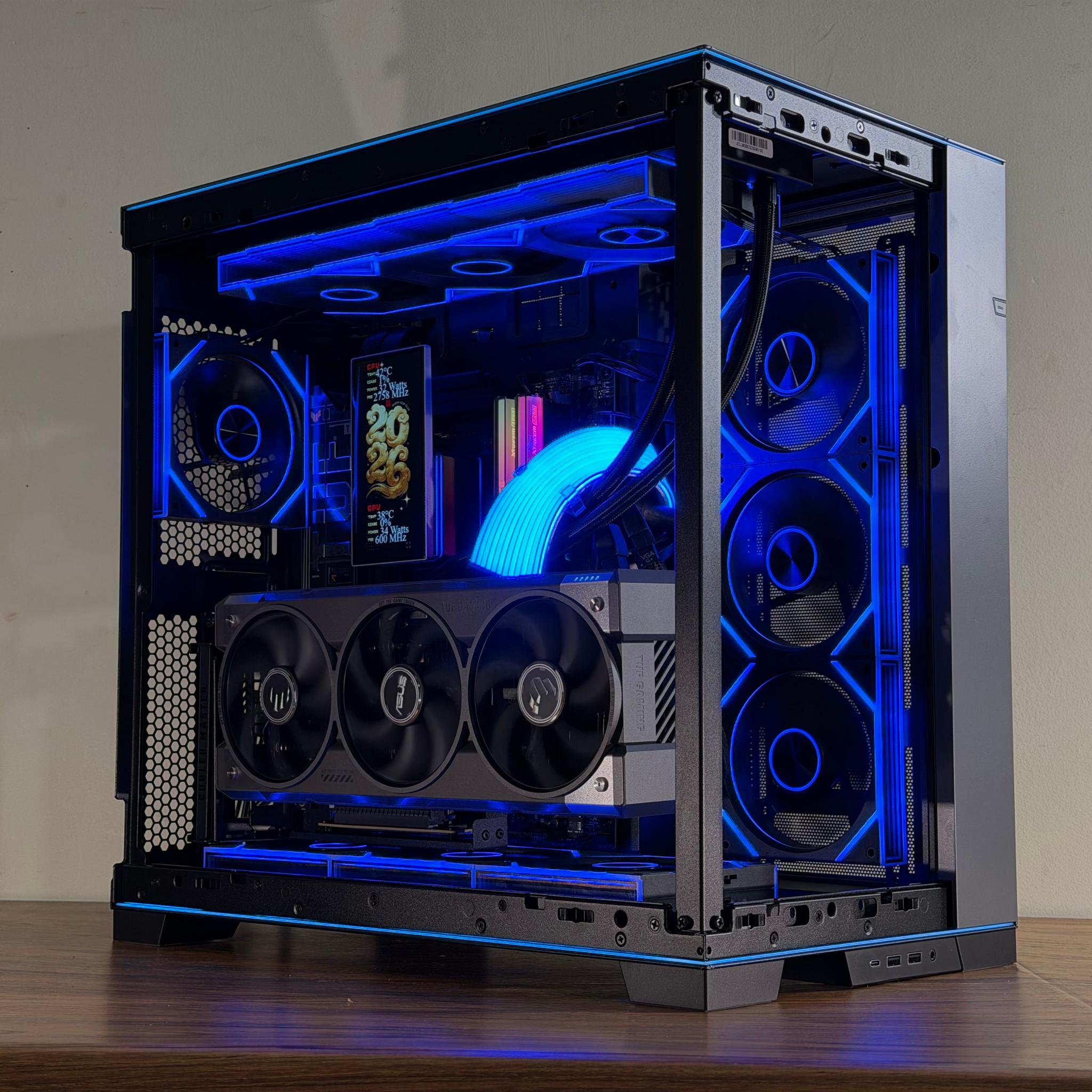 👑 APEX MIRRORSTORM SHOWCASE— 9950X3D | RTX 5080 | 32GB 8000mhz| 2tb 990 pro| 1000w PSU |