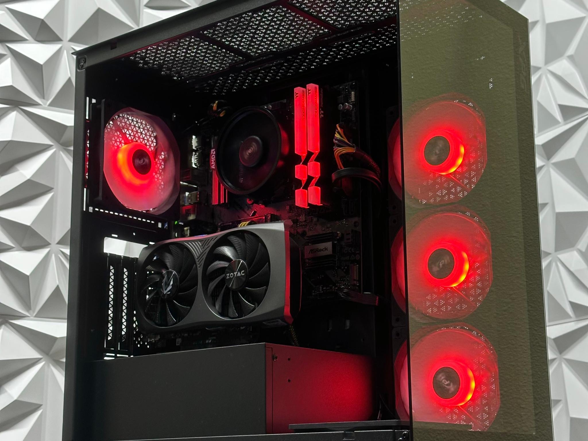 RTX 4060 / Ryzen 5 5500 / 16GB 3600MHz Ram / 512GB SSD / B550 / 600w / windows 11