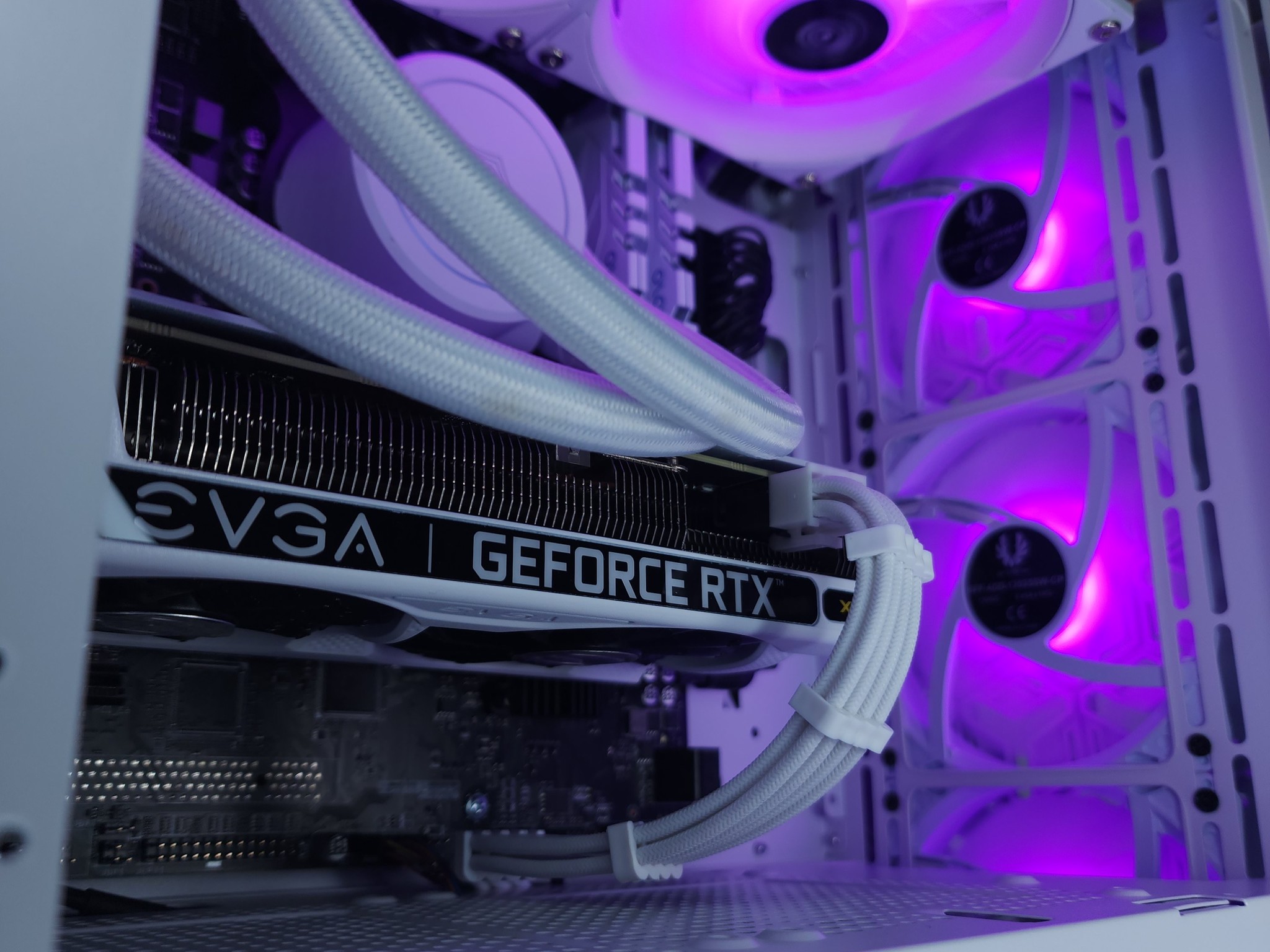 💜🤍RTX 3060Ti // Core i5 12400 // 16GB 3200MHz // 1TB NVMe Gen 3