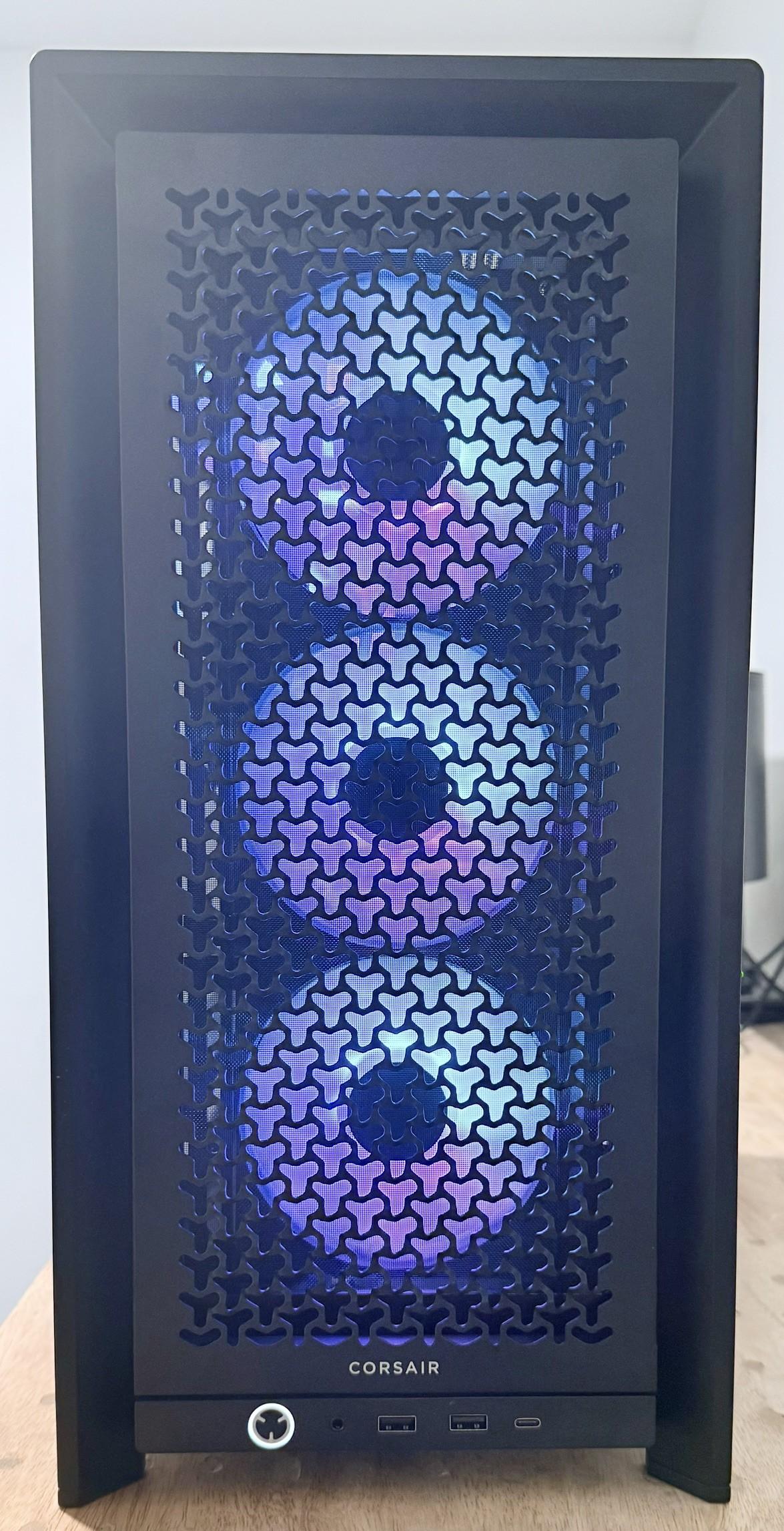 Corsair 4000D RTX 5070 OC 12GB