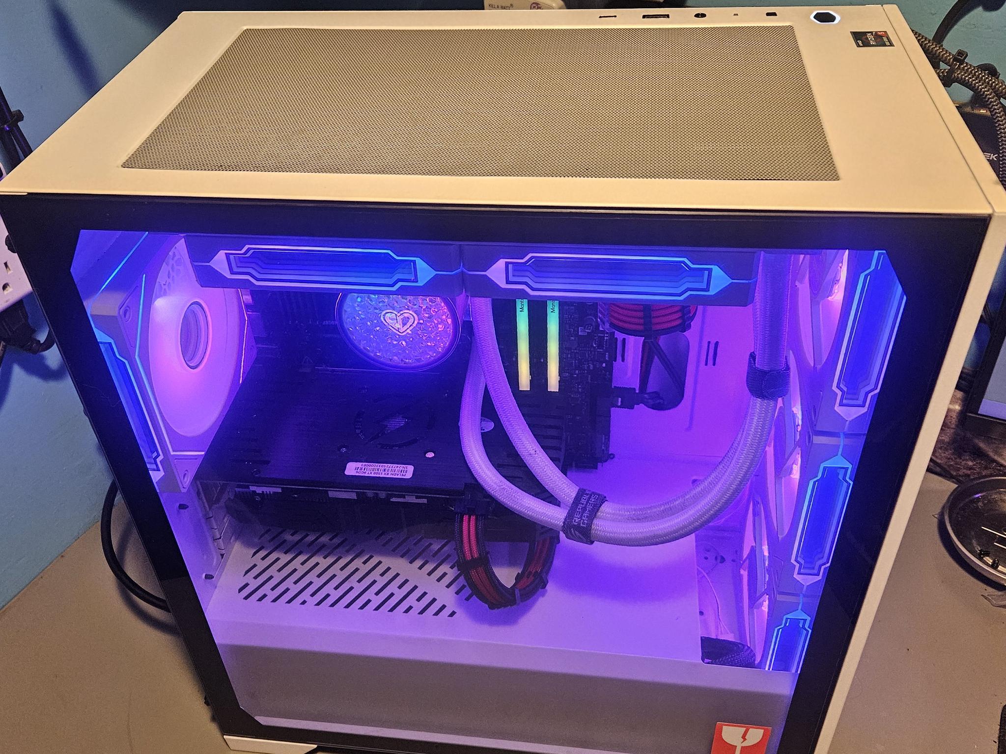 Cooler Master Elite 301 Ryzen 5500/RX 5500/32gig DDR4