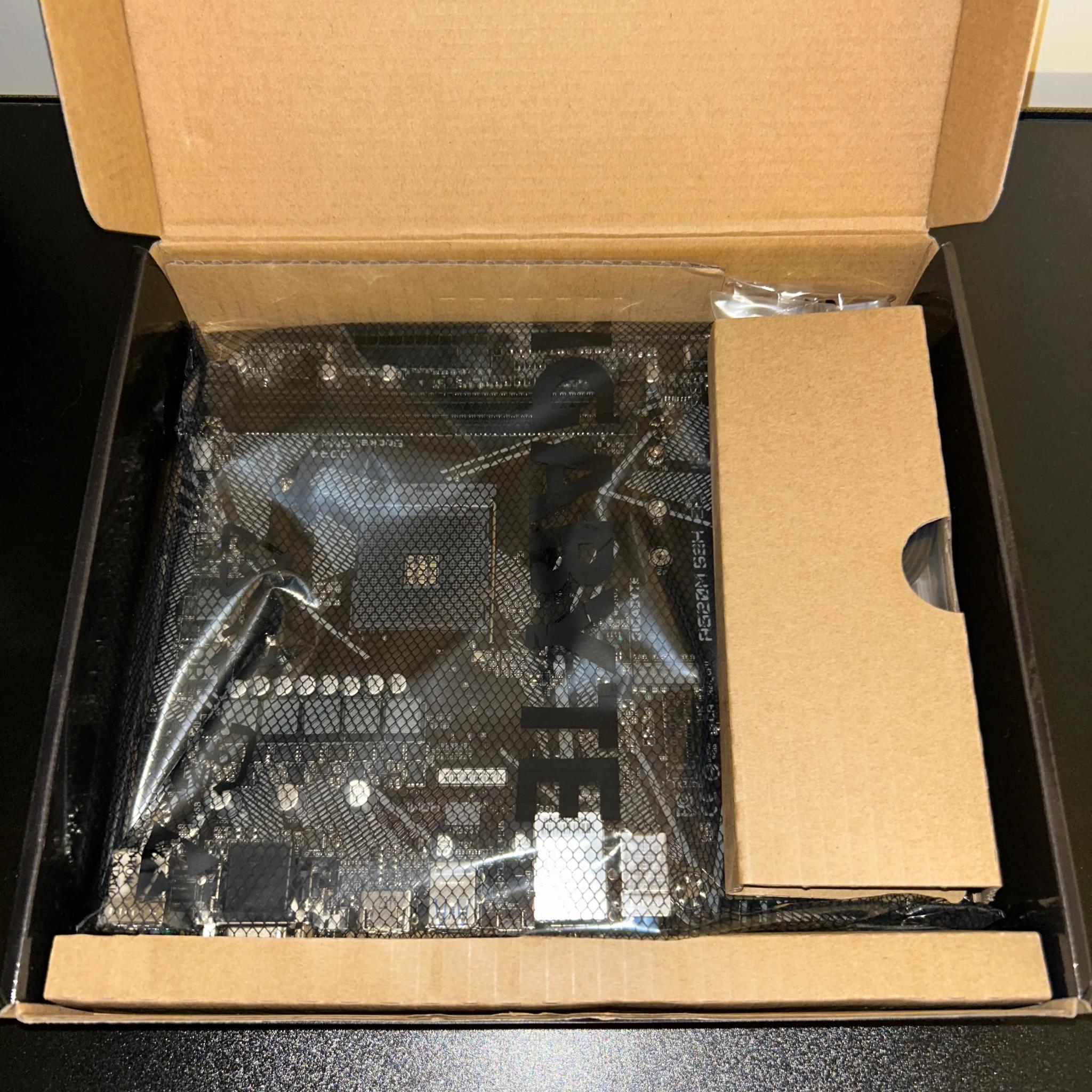 GIGABYTE A520M S2H