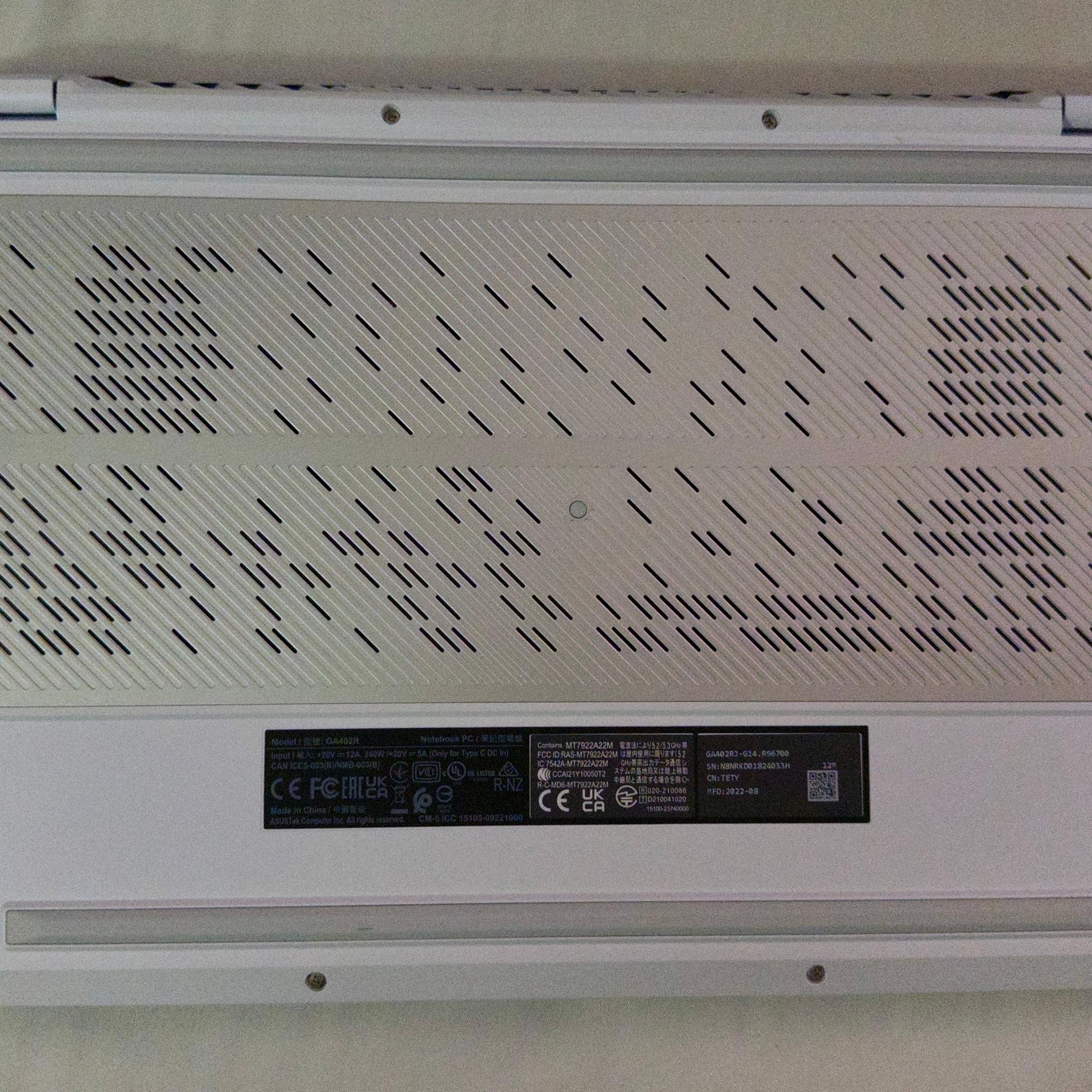 ASUS ROG Zephyrus G14 14" Gaming Laptop, Ryzen 9 6900HS, RX 6700S, 16GB RAM, 1TB SSD, White, (2022)