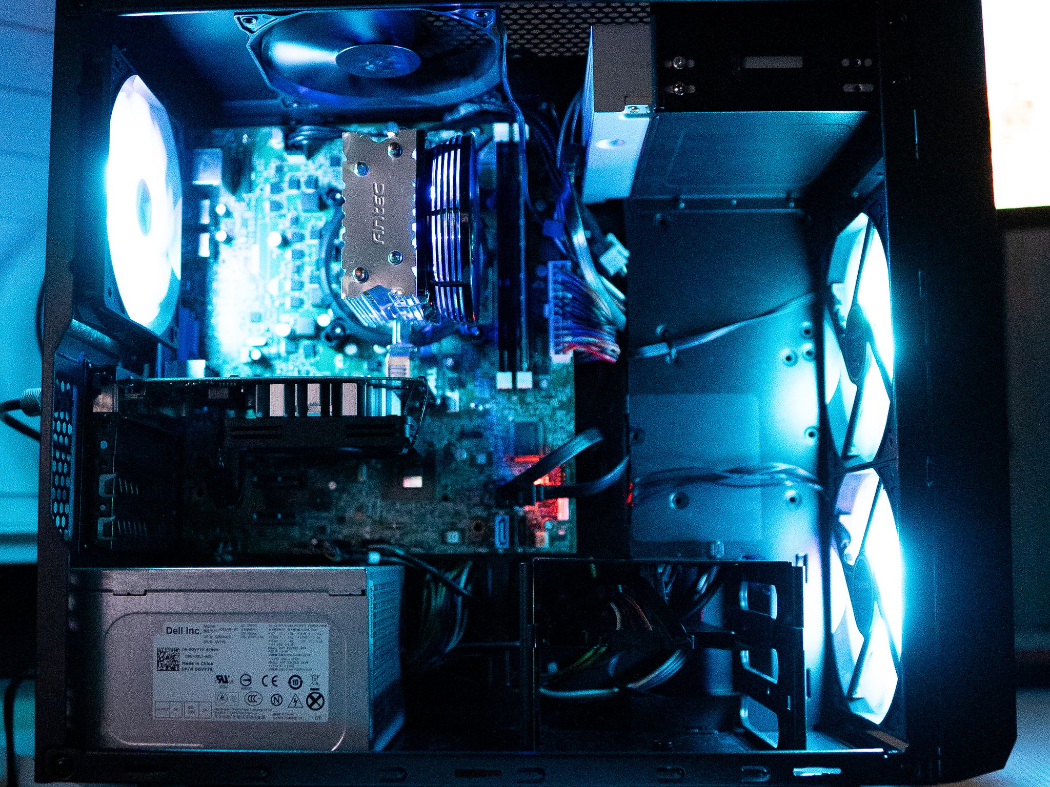 🎮👾 | GTX 750 | INTEL i3 2100 | 8GB DDR3 RAM | 512GB SAMSUNG 850 EVO SSD | Candy Limit |