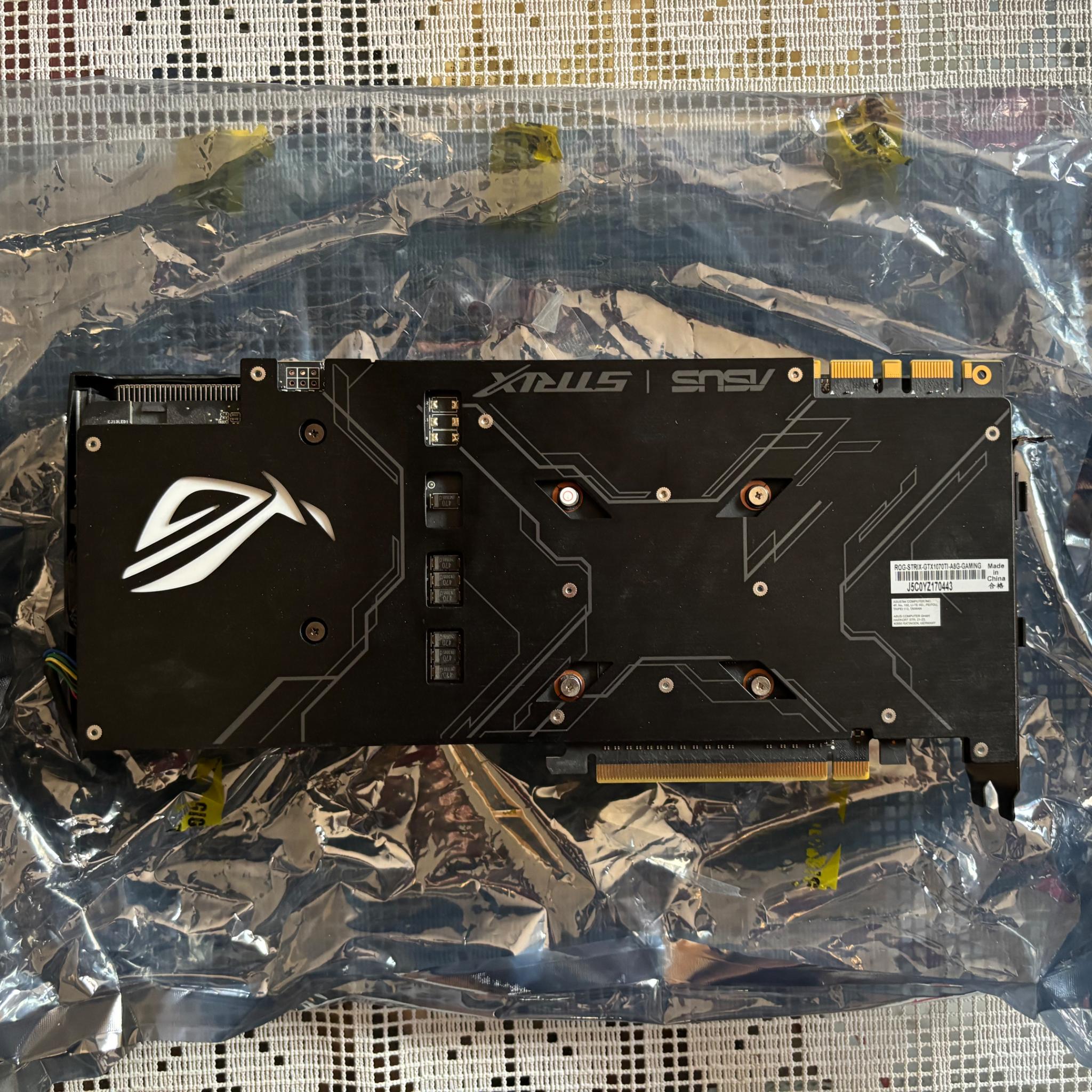 GTX 1070 Ti ASUS ROG STRIX 8GB